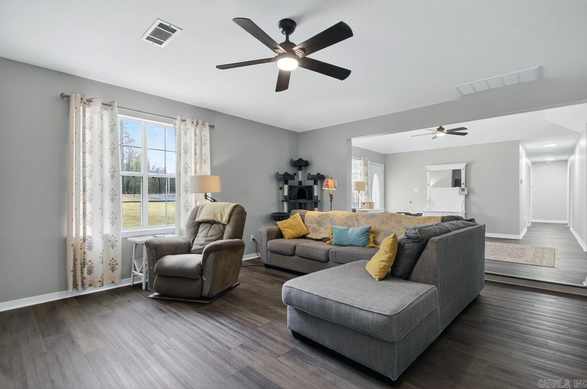 HOLY RIDGE - Residential