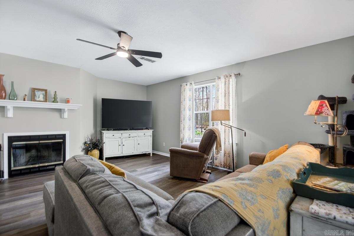 HOLY RIDGE - Residential