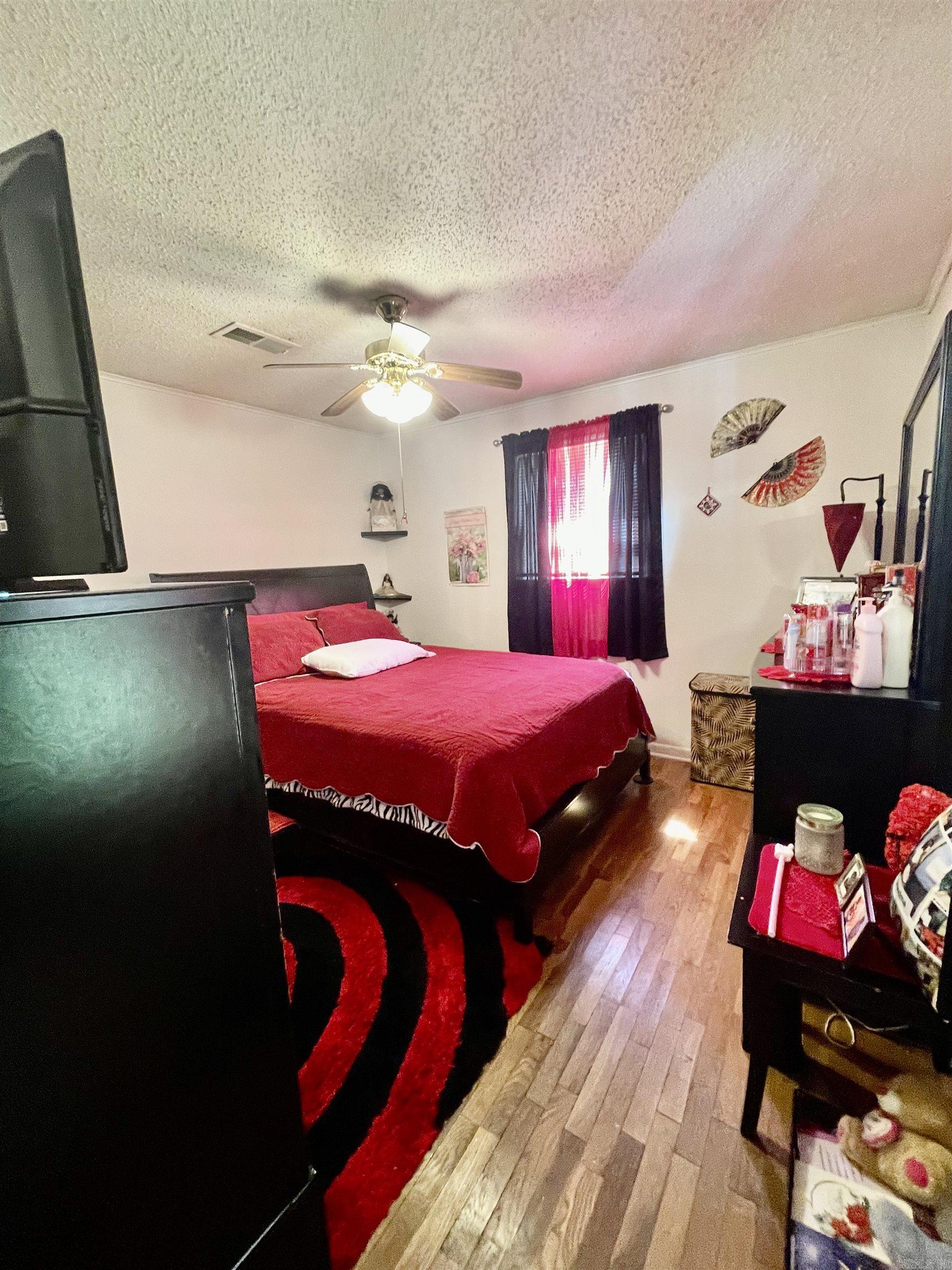 Smith & Hayes - Residential