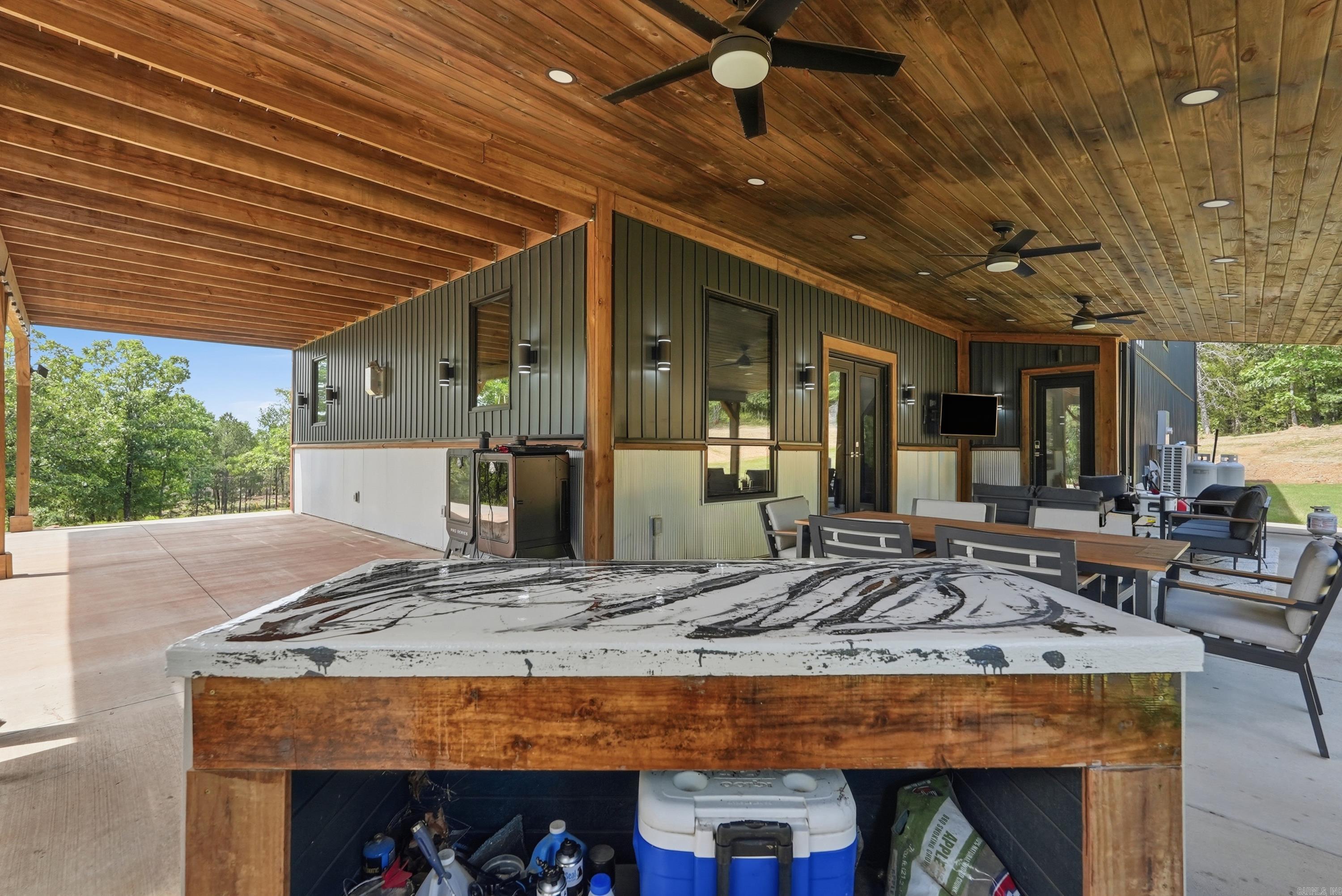 Metes & Bounds - Residential