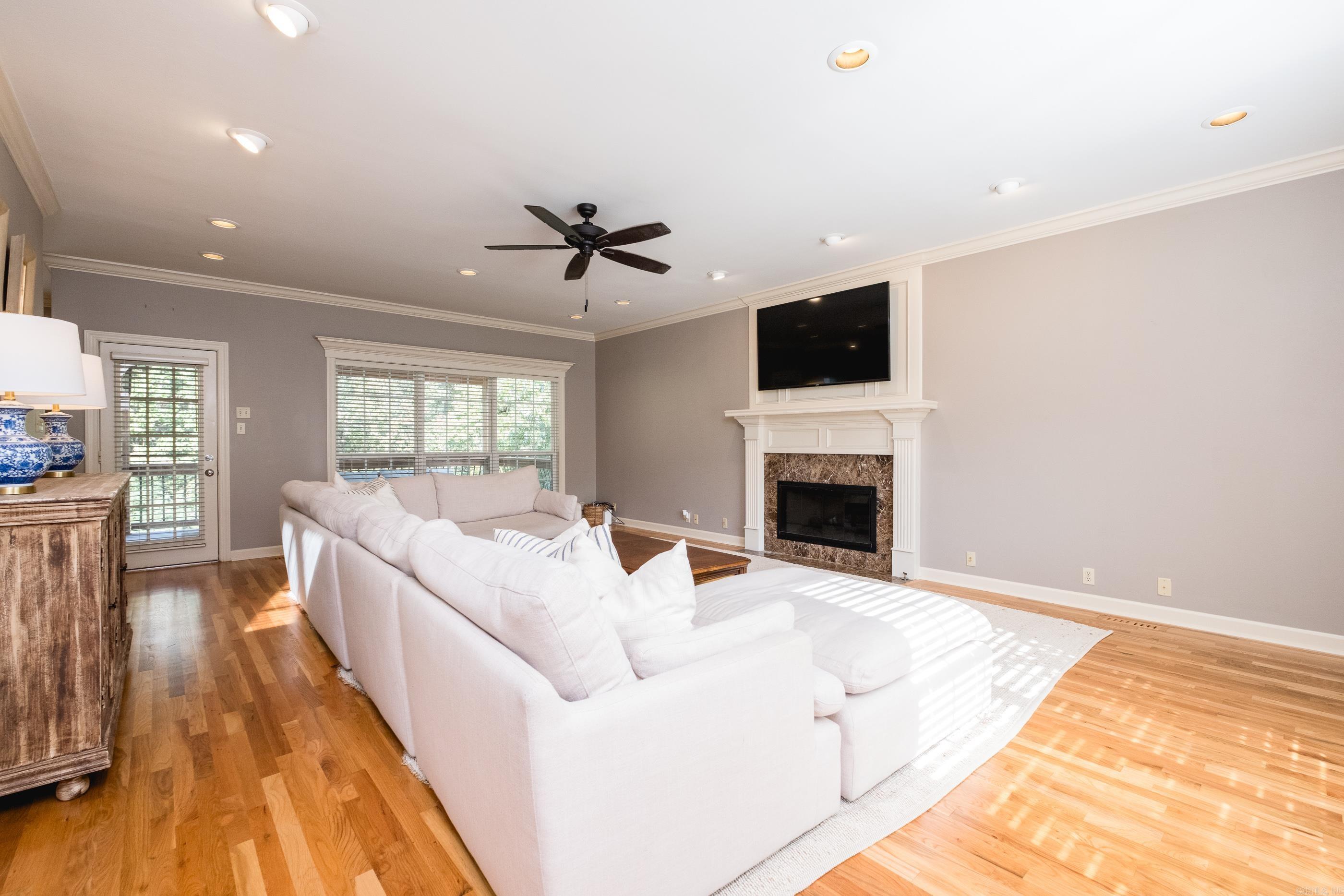 CHENAL VALLEY DUQUESNE COMMUNITY - Residential