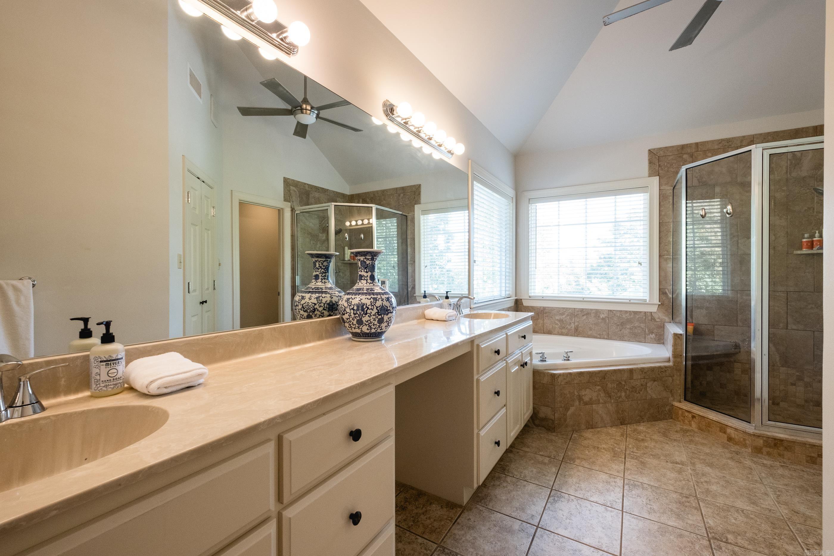 CHENAL VALLEY DUQUESNE COMMUNITY - Residential