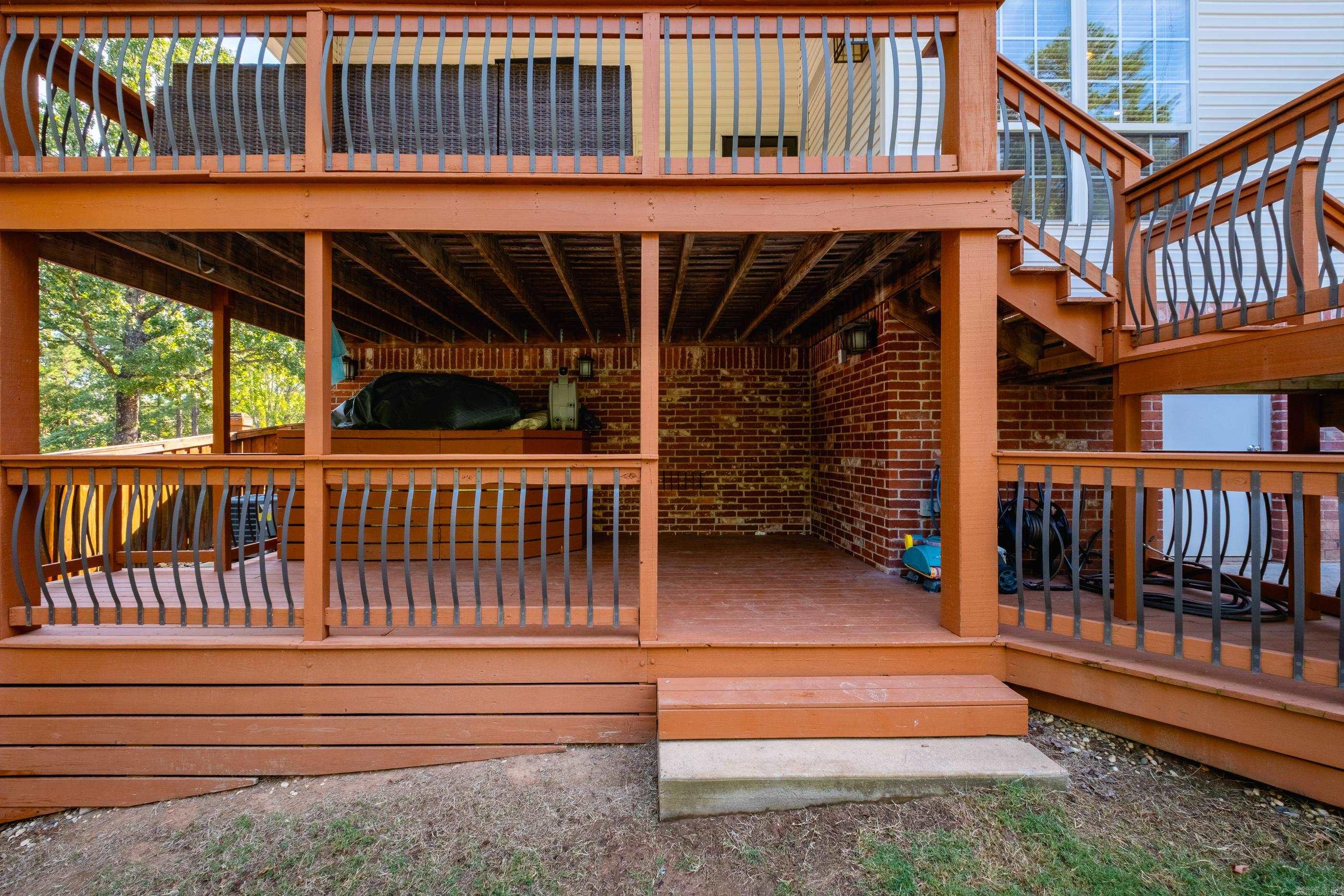 CHENAL VALLEY DUQUESNE COMMUNITY - Residential