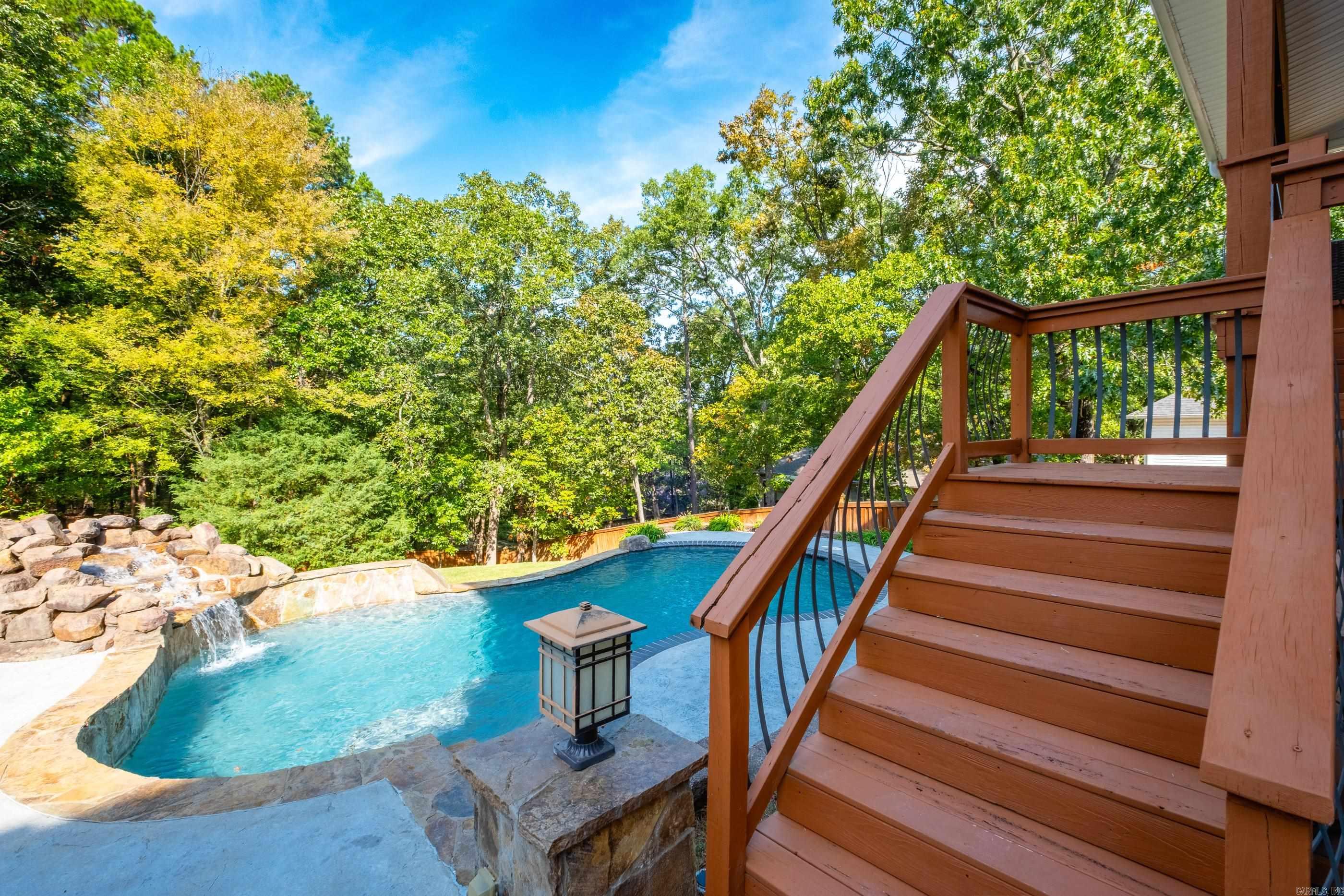 CHENAL VALLEY DUQUESNE COMMUNITY - Residential