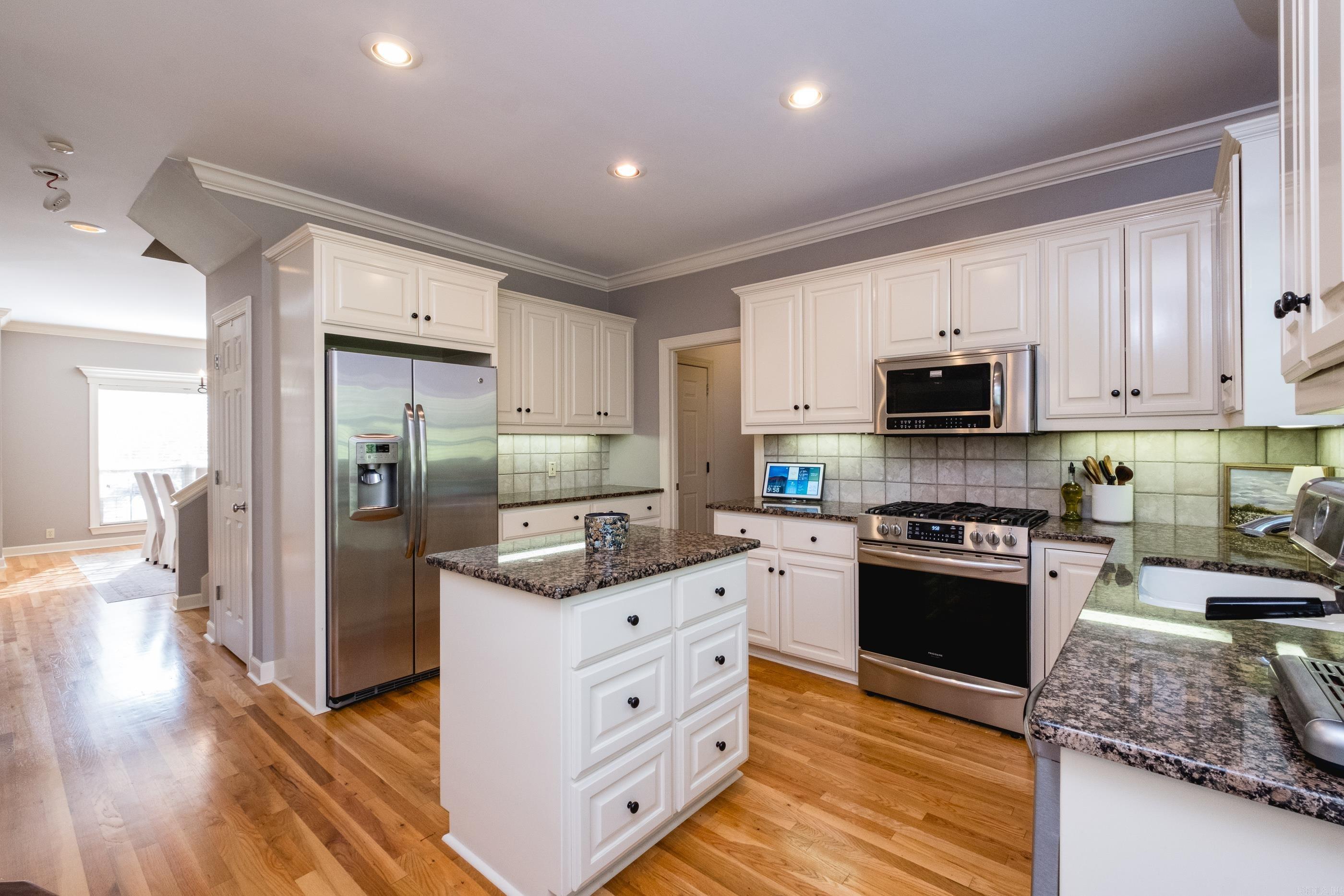 CHENAL VALLEY DUQUESNE COMMUNITY - Residential