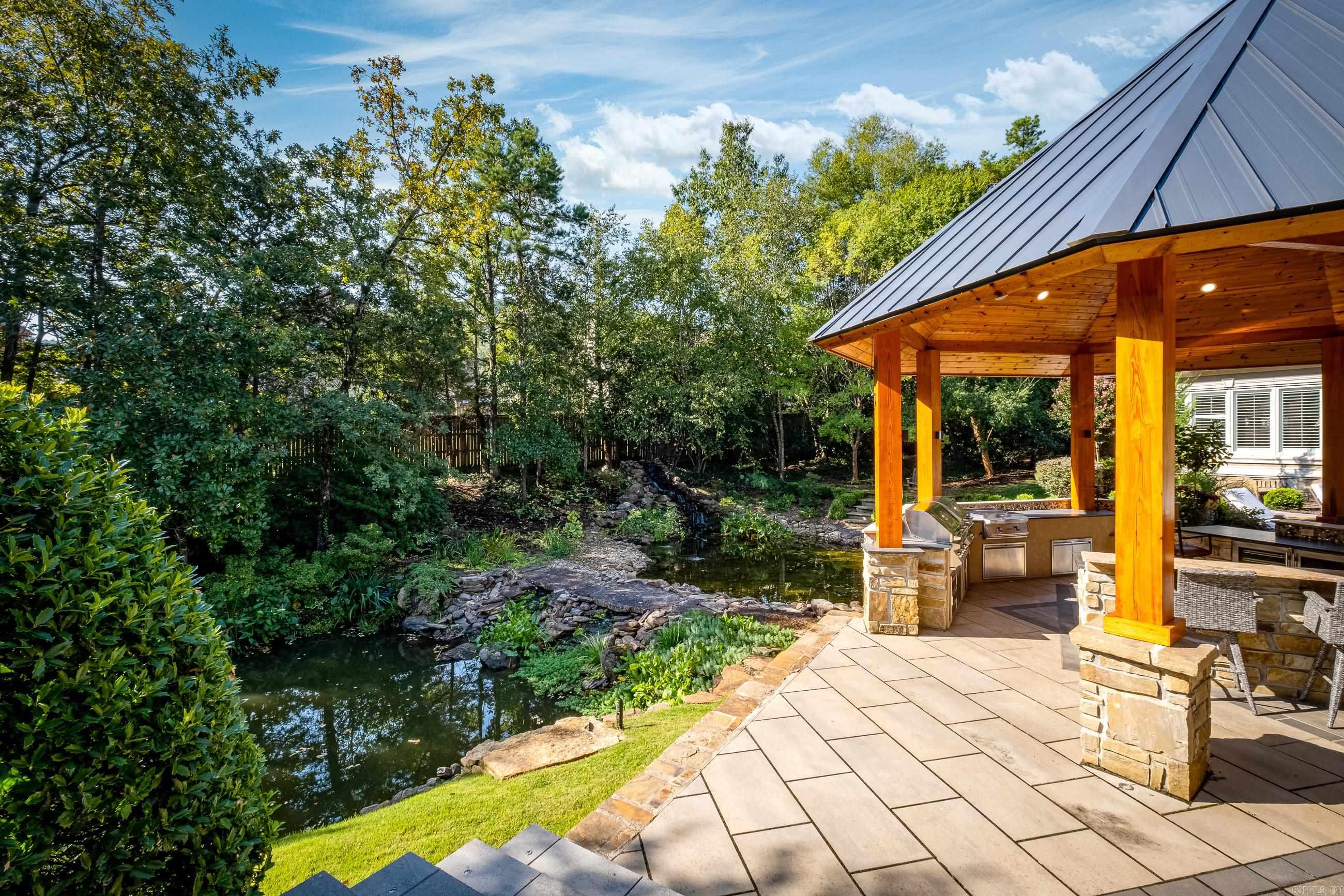 VALLEY FALLS ESTATES - Residential