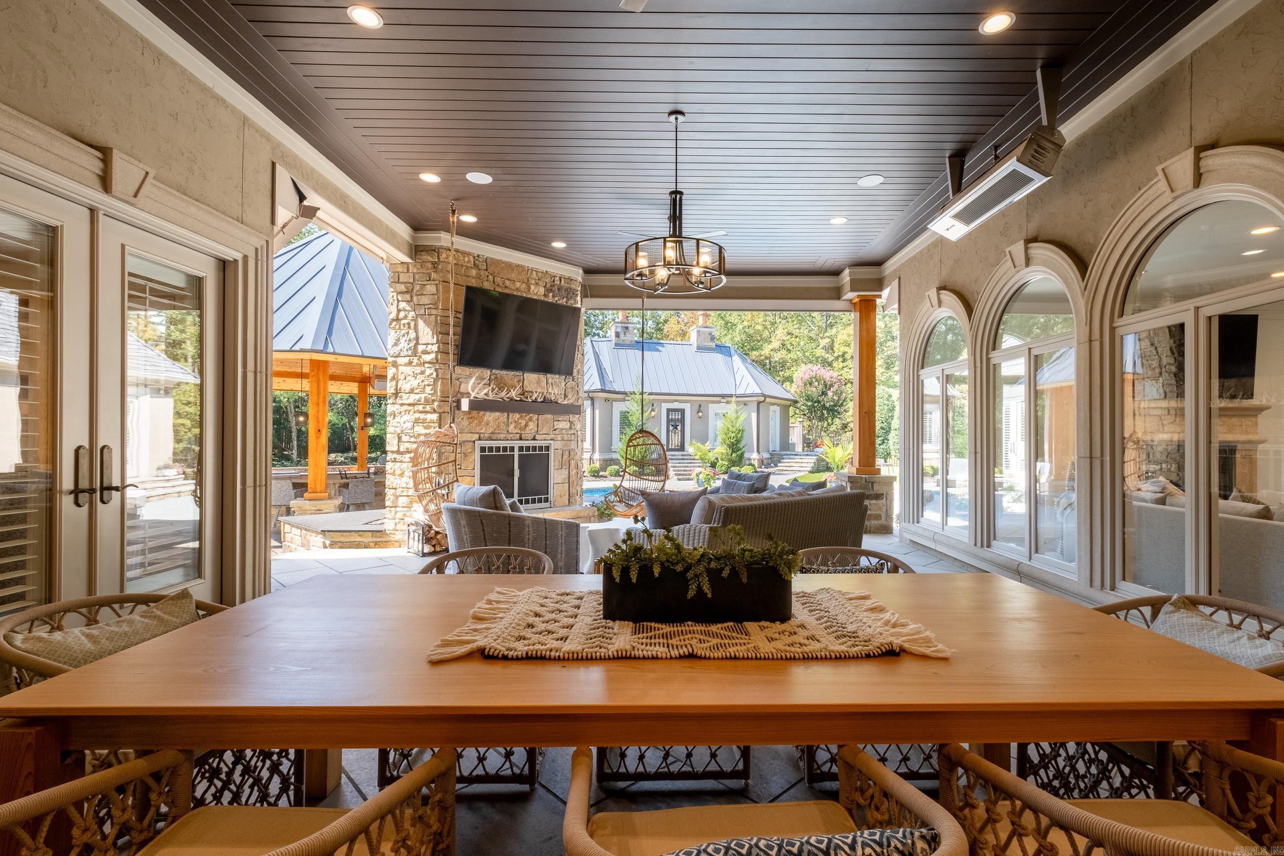 VALLEY FALLS ESTATES - Residential