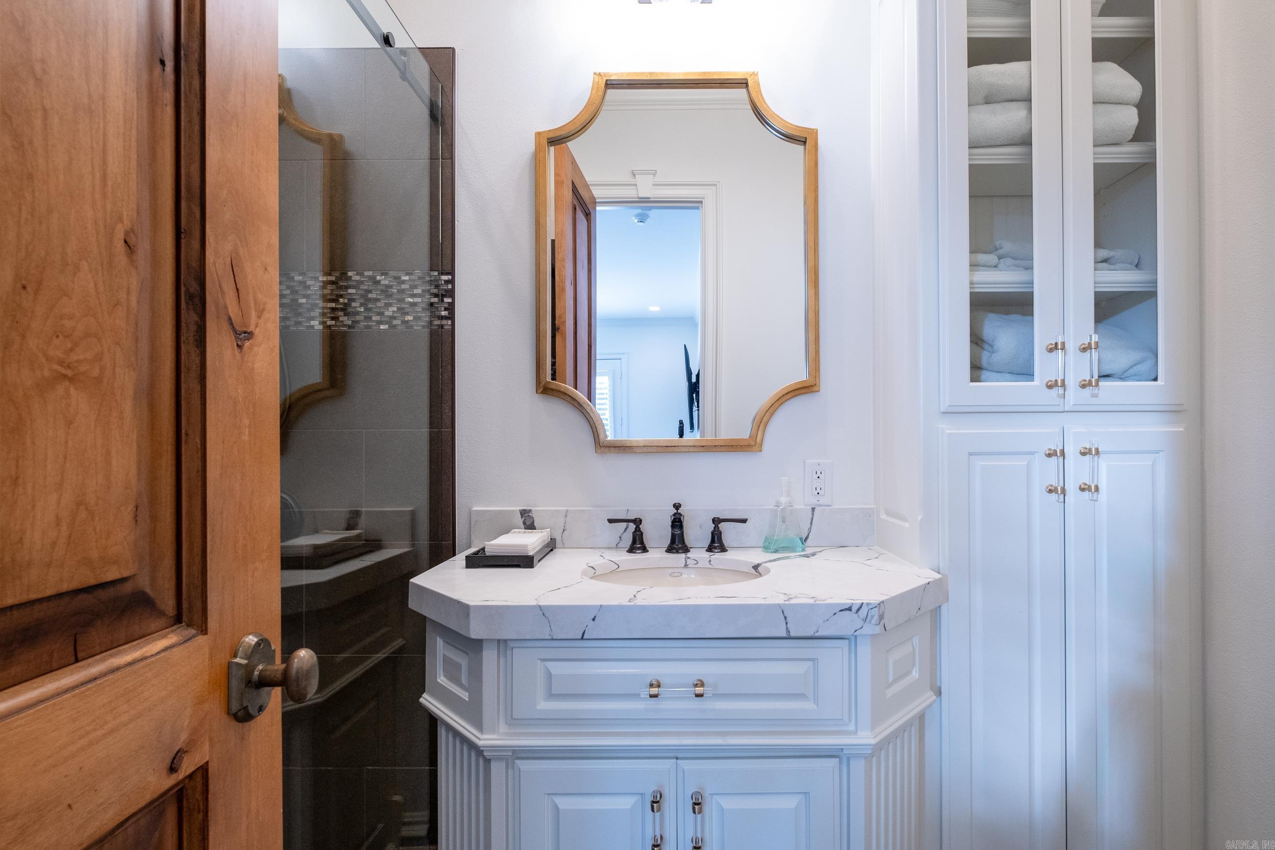 VALLEY FALLS ESTATES - Residential