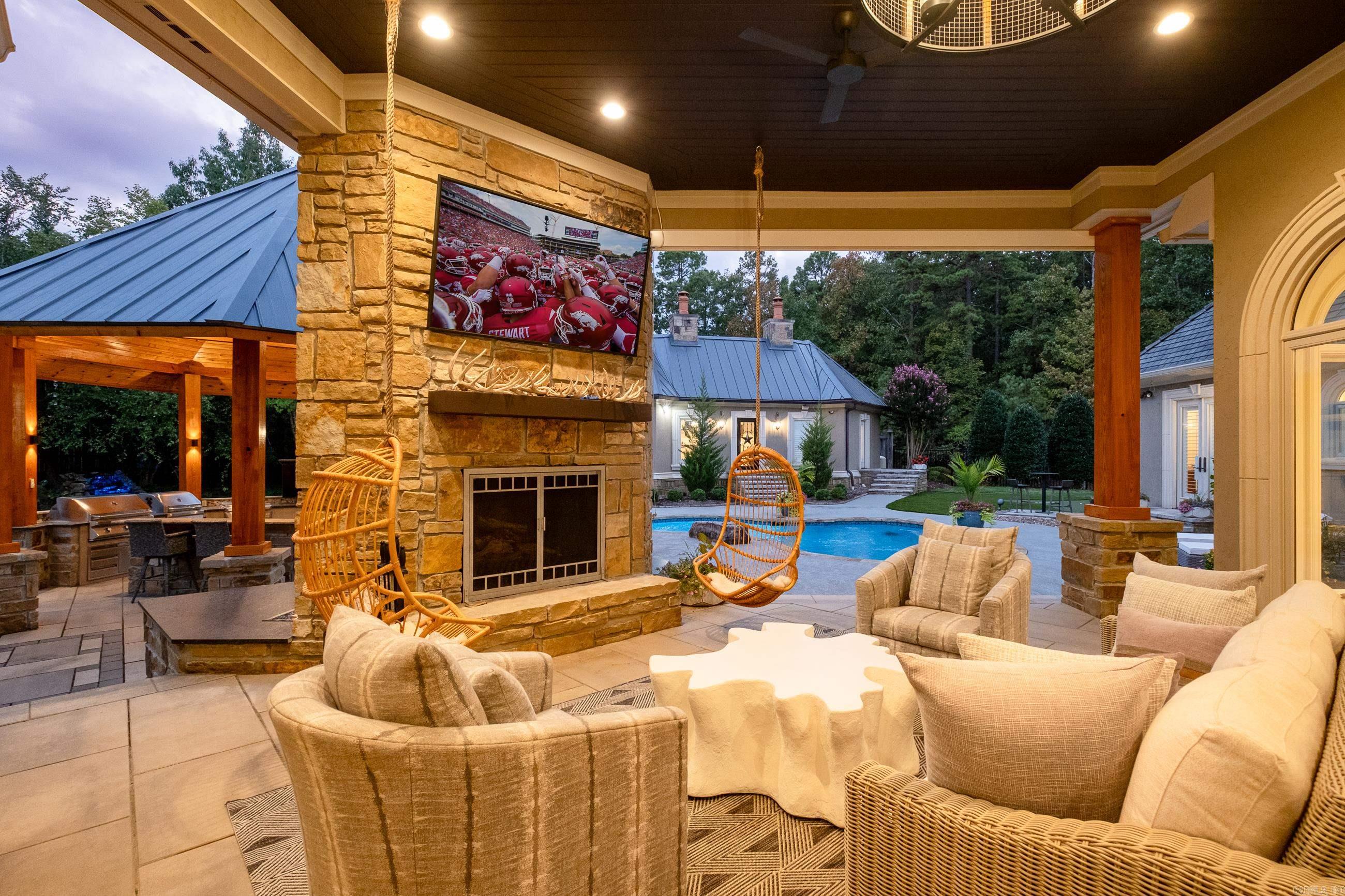 VALLEY FALLS ESTATES - Residential