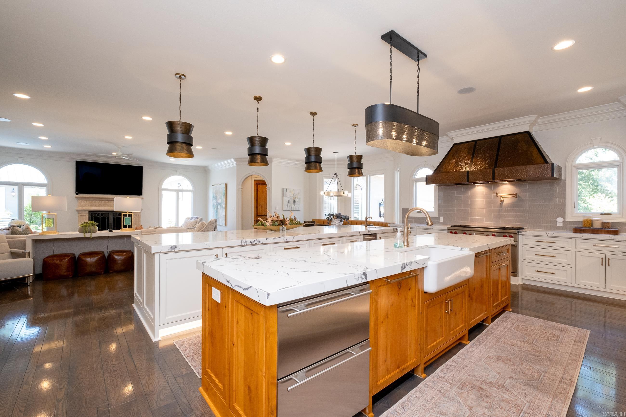 VALLEY FALLS ESTATES - Residential