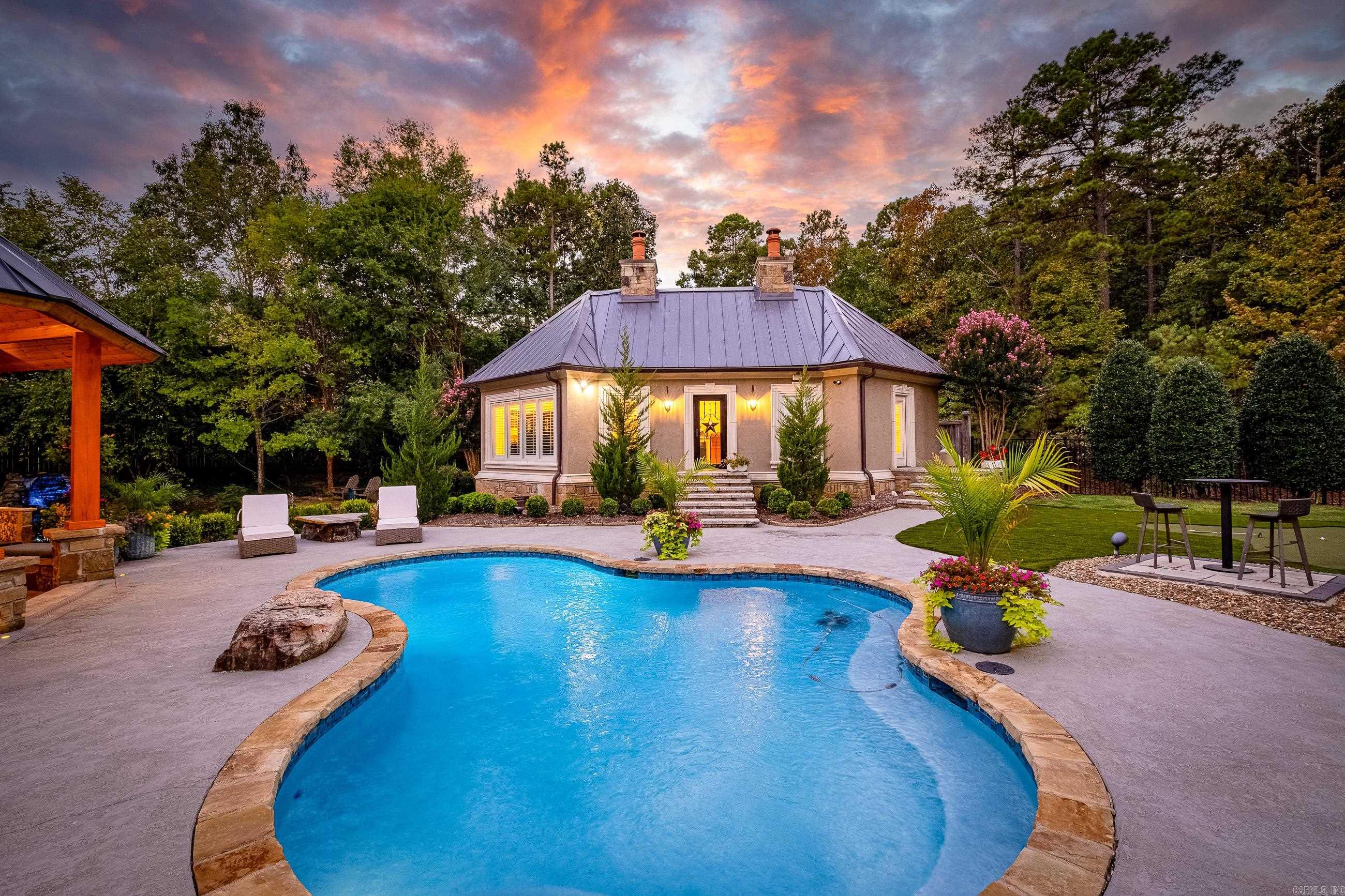 VALLEY FALLS ESTATES - Residential