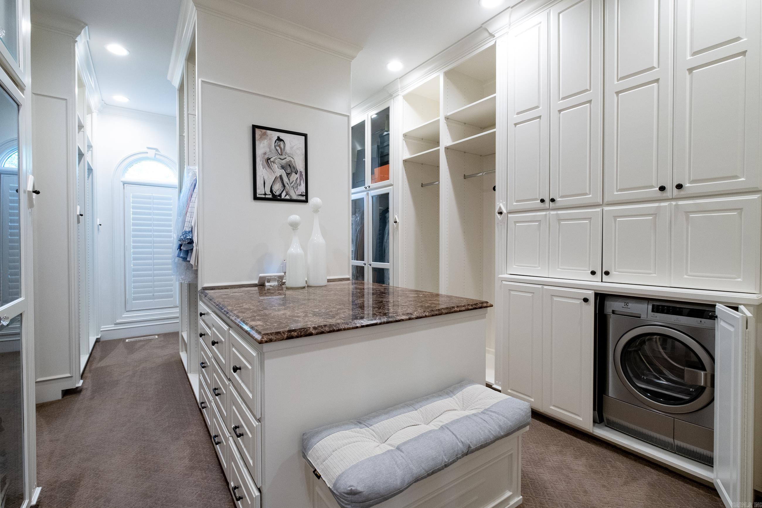 VALLEY FALLS ESTATES - Residential