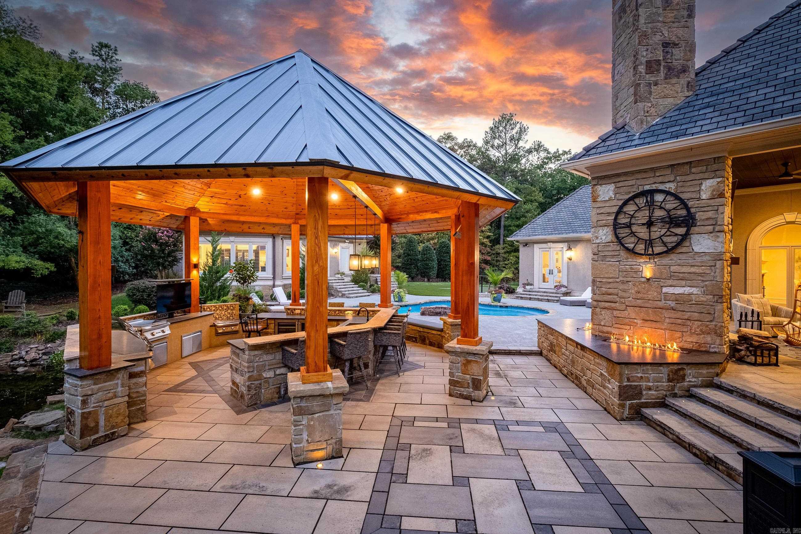 VALLEY FALLS ESTATES - Residential