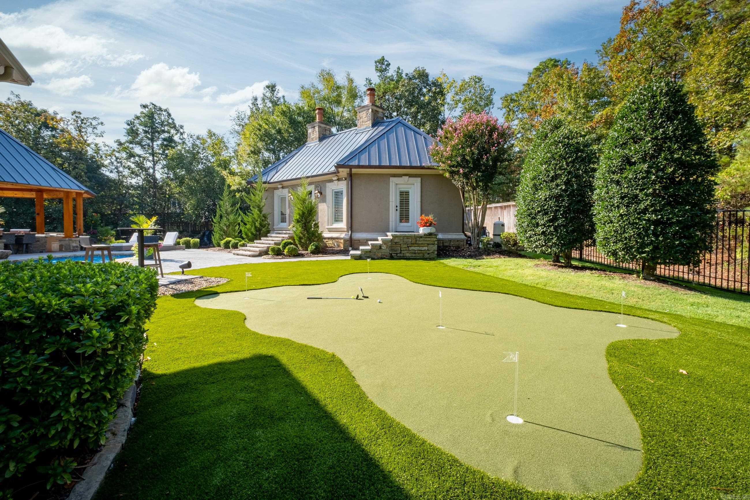 VALLEY FALLS ESTATES - Residential