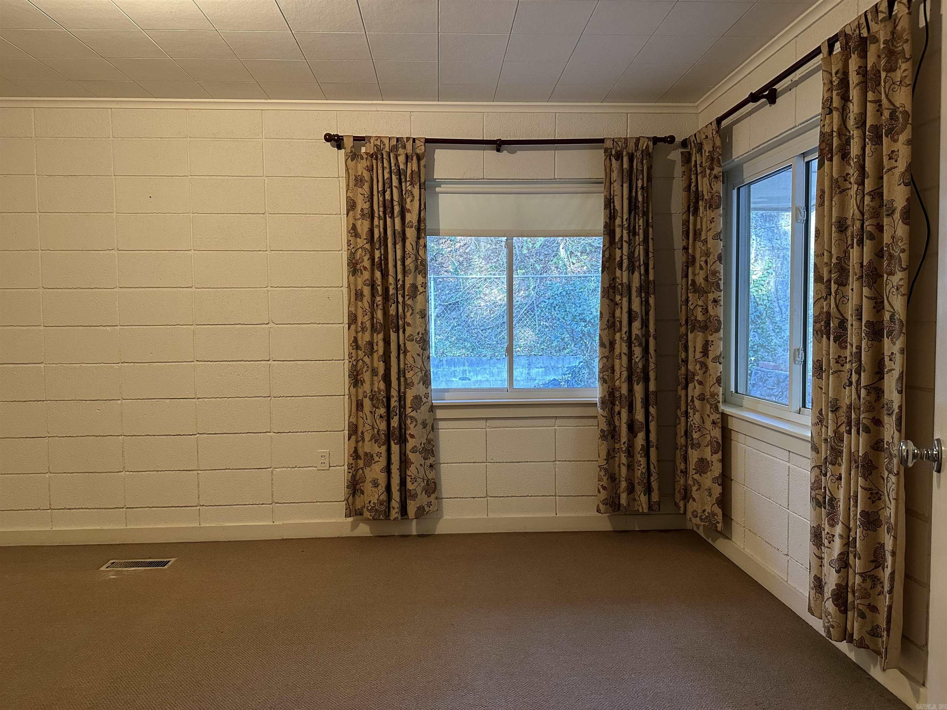 HSR BLK - Residential