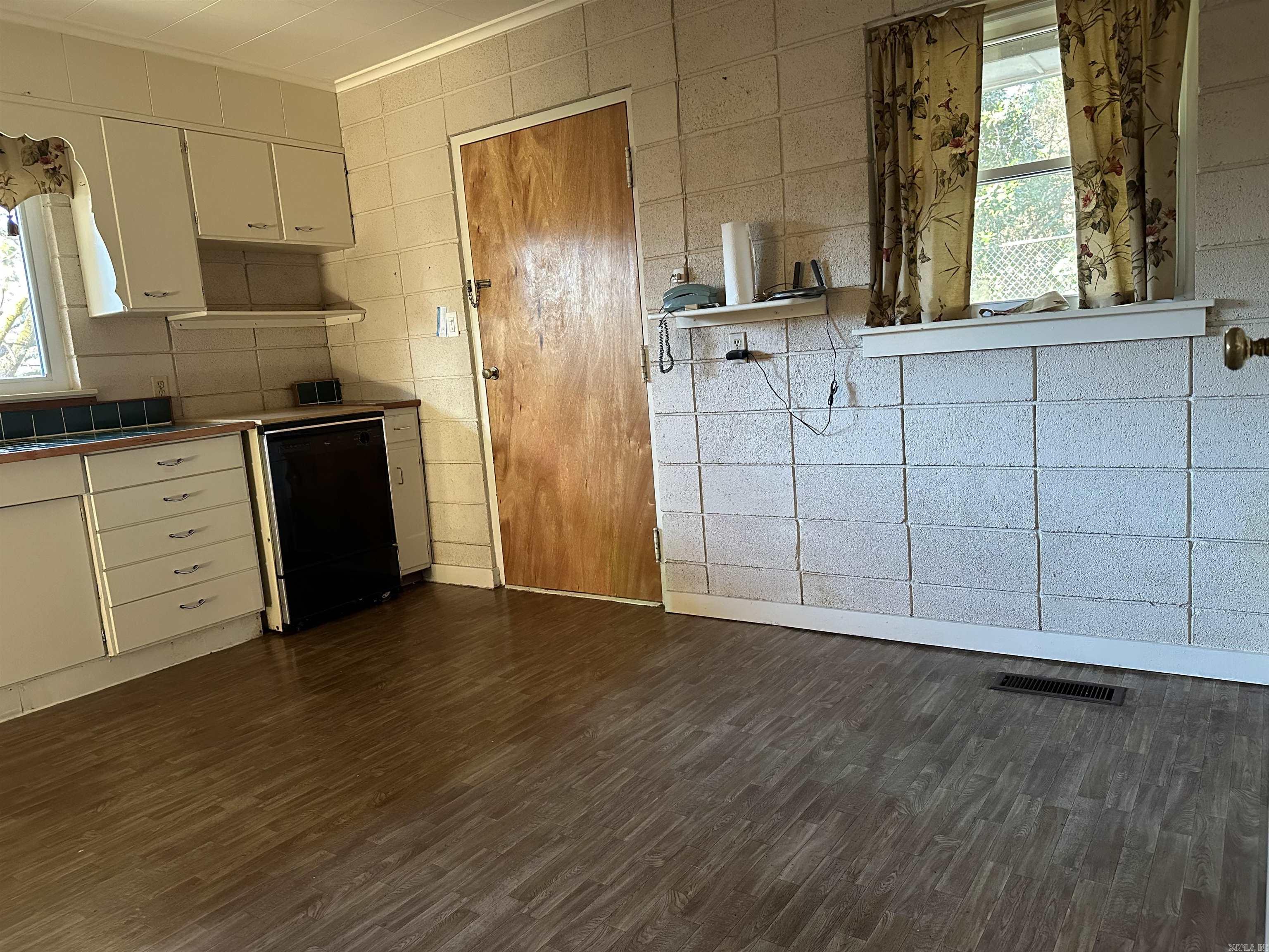 HSR BLK - Residential