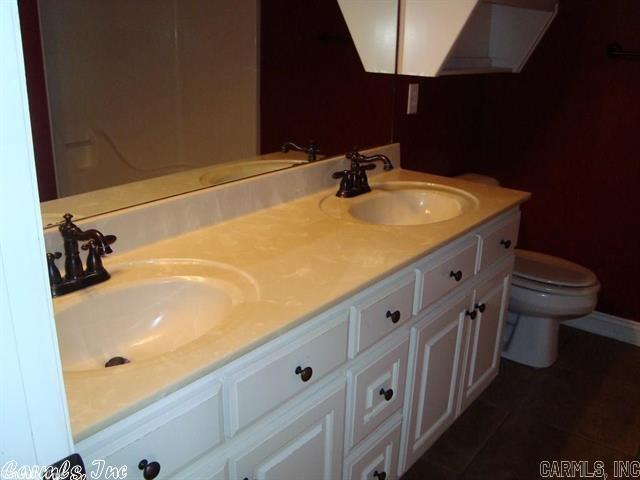 Souther Comforts Estates - Residential Lease