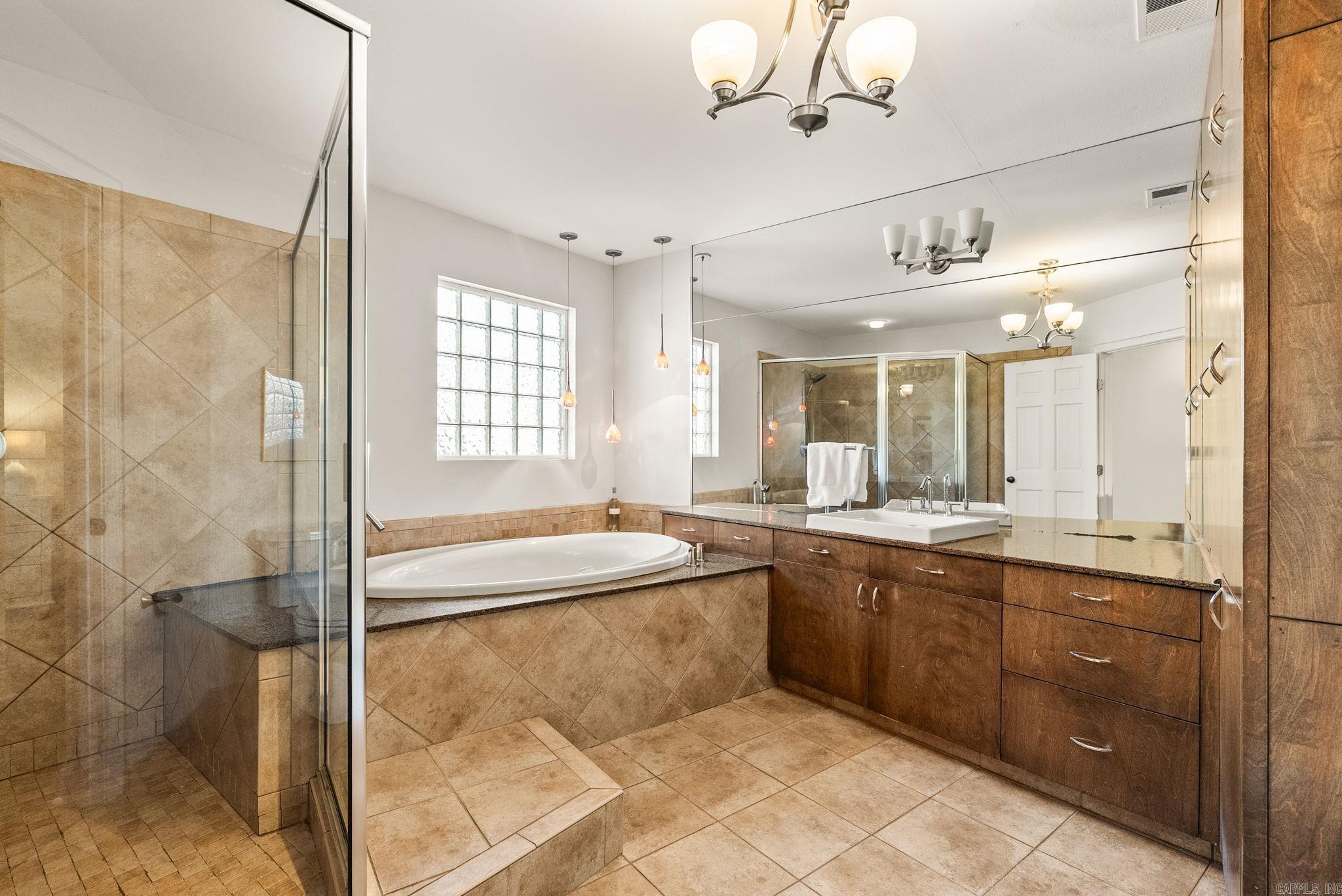 CLIFFEWOOD - Residential