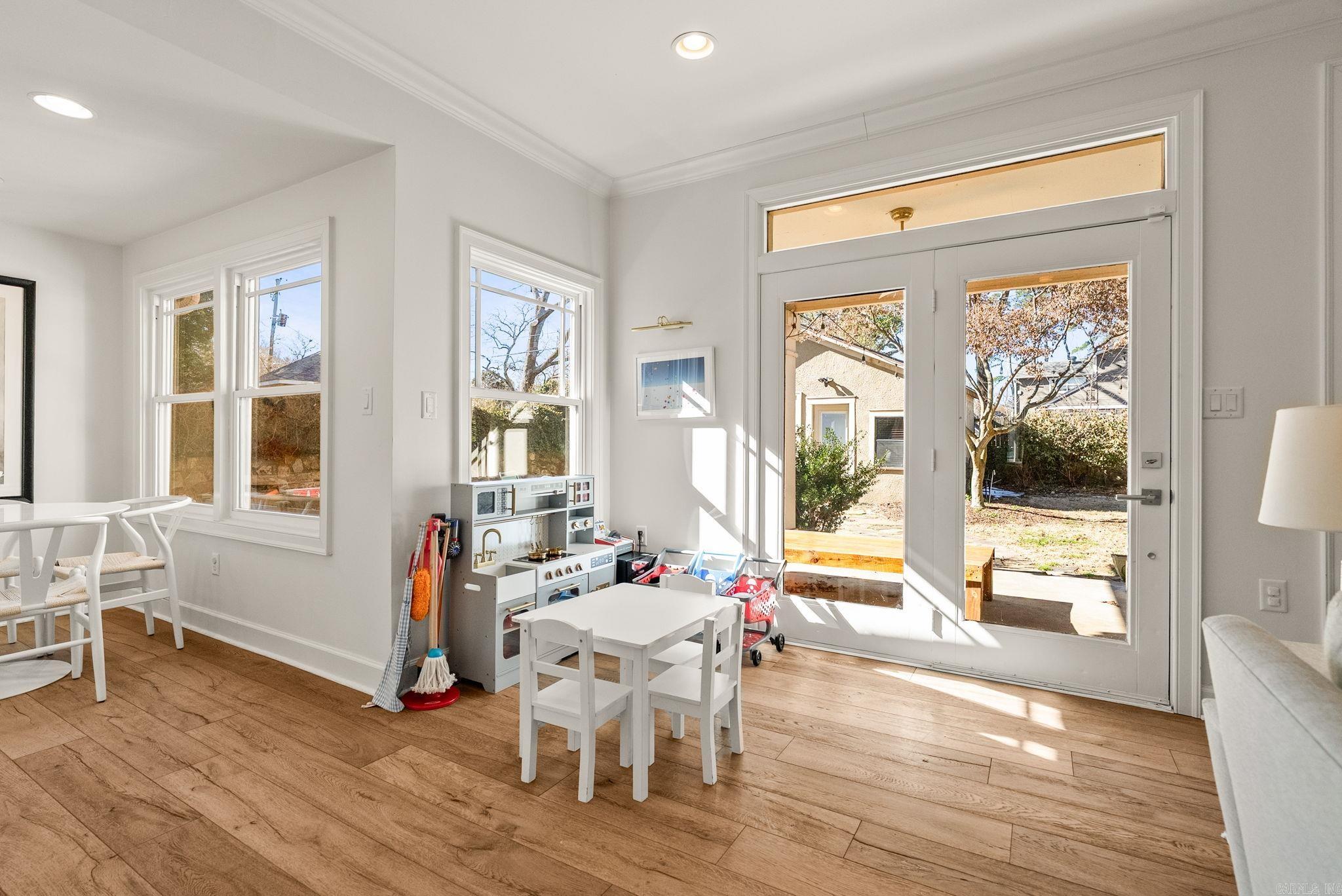 CLIFFEWOOD - Residential