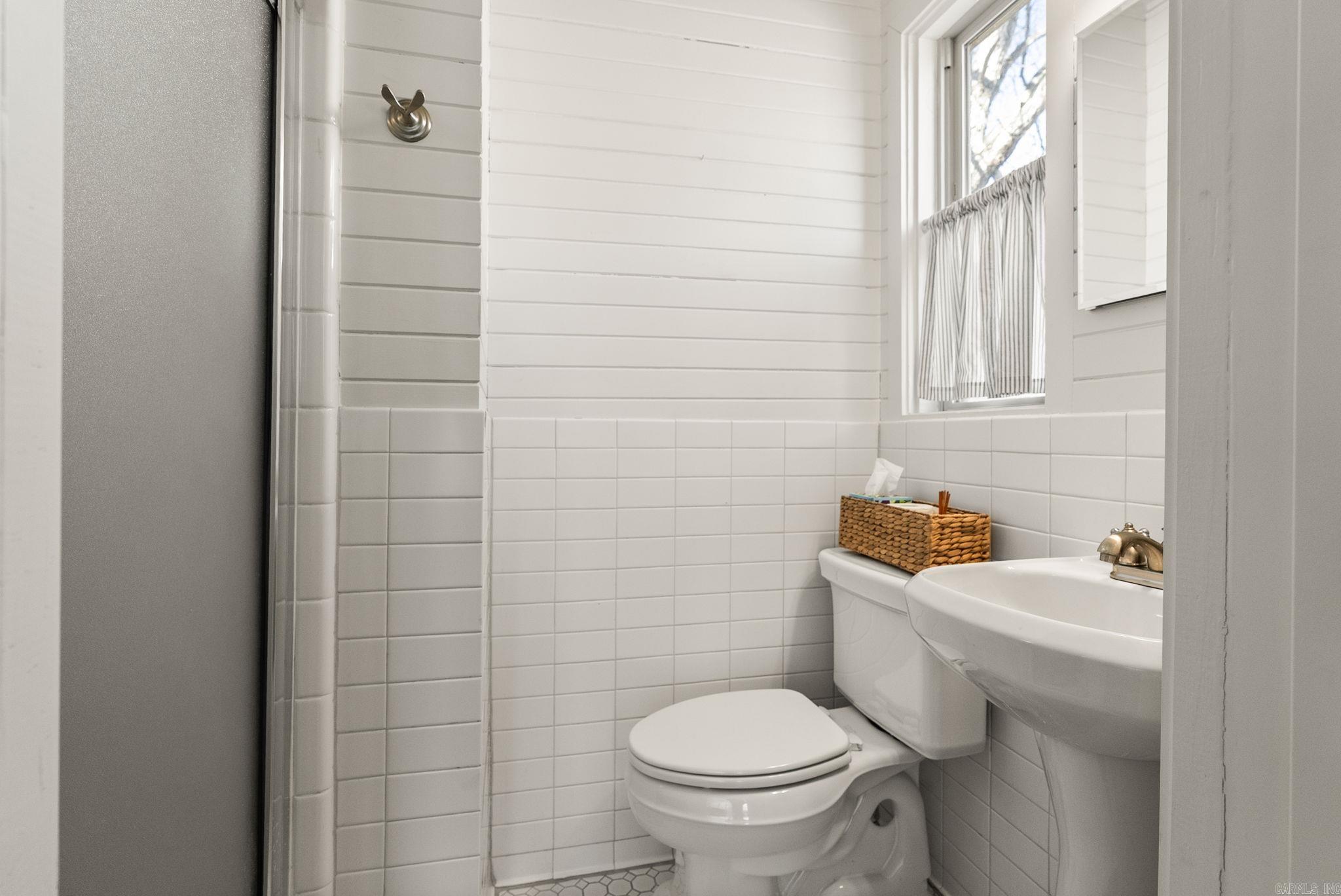 CLIFFEWOOD - Residential