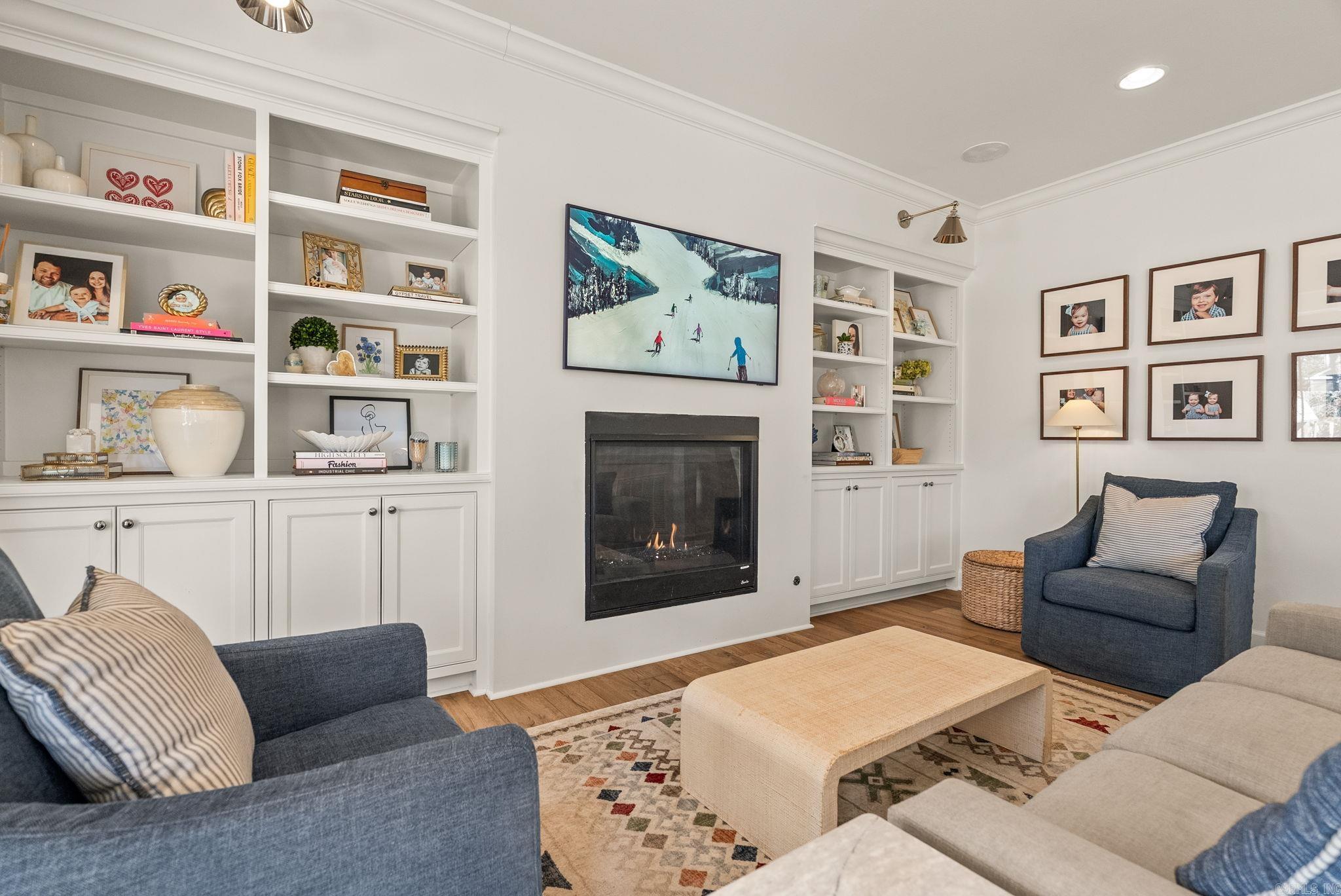 CLIFFEWOOD - Residential