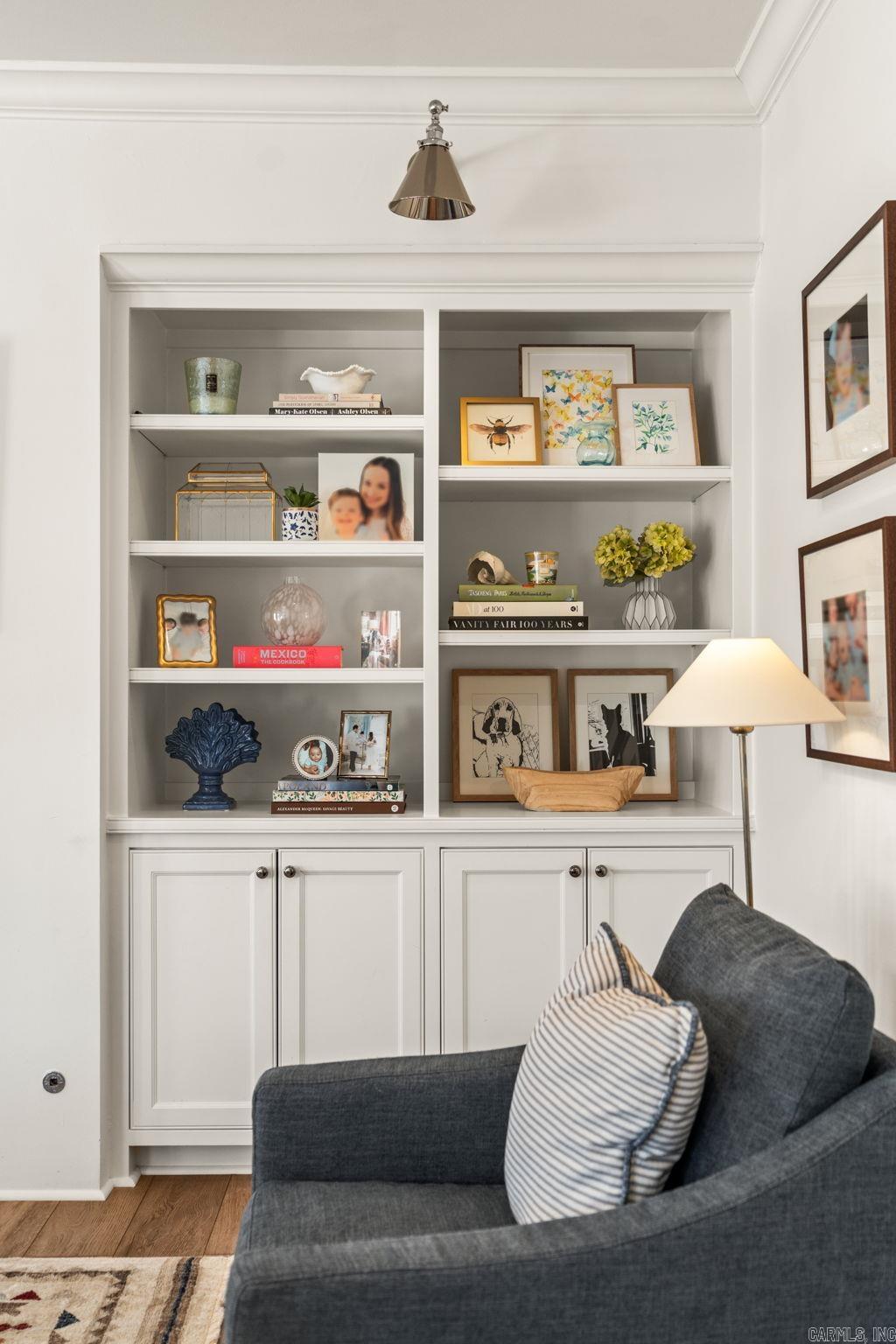 CLIFFEWOOD - Residential