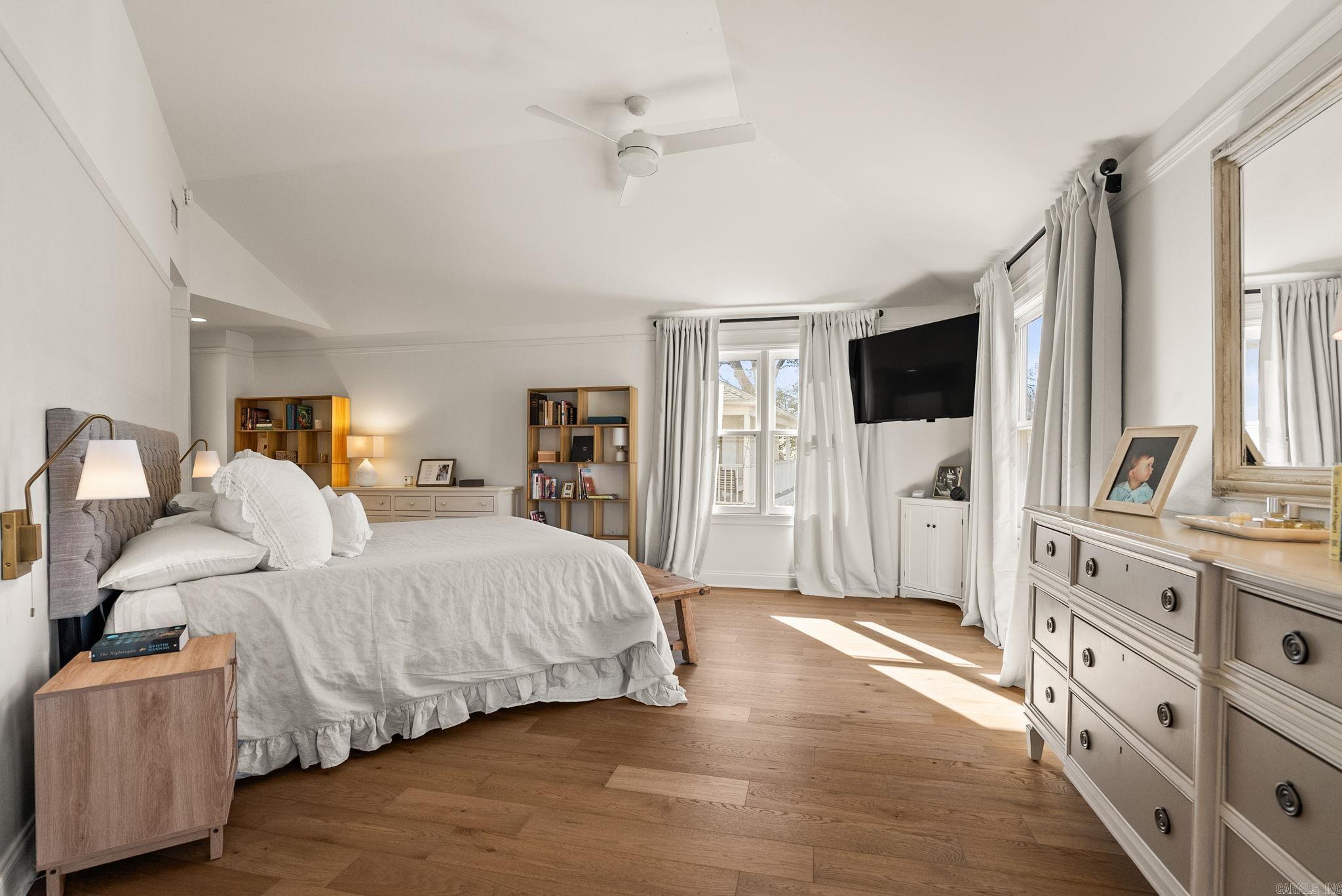 CLIFFEWOOD - Residential