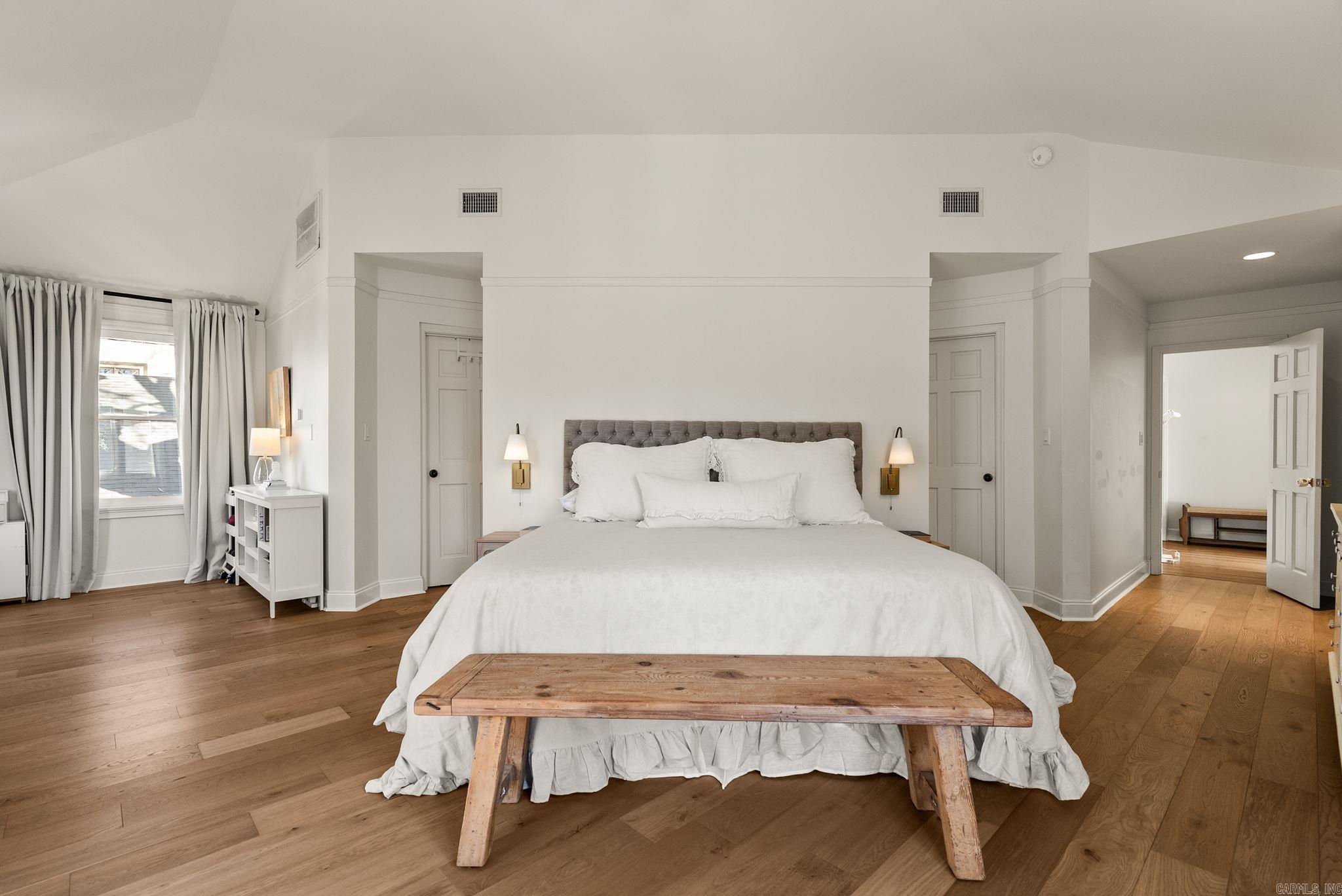 CLIFFEWOOD - Residential