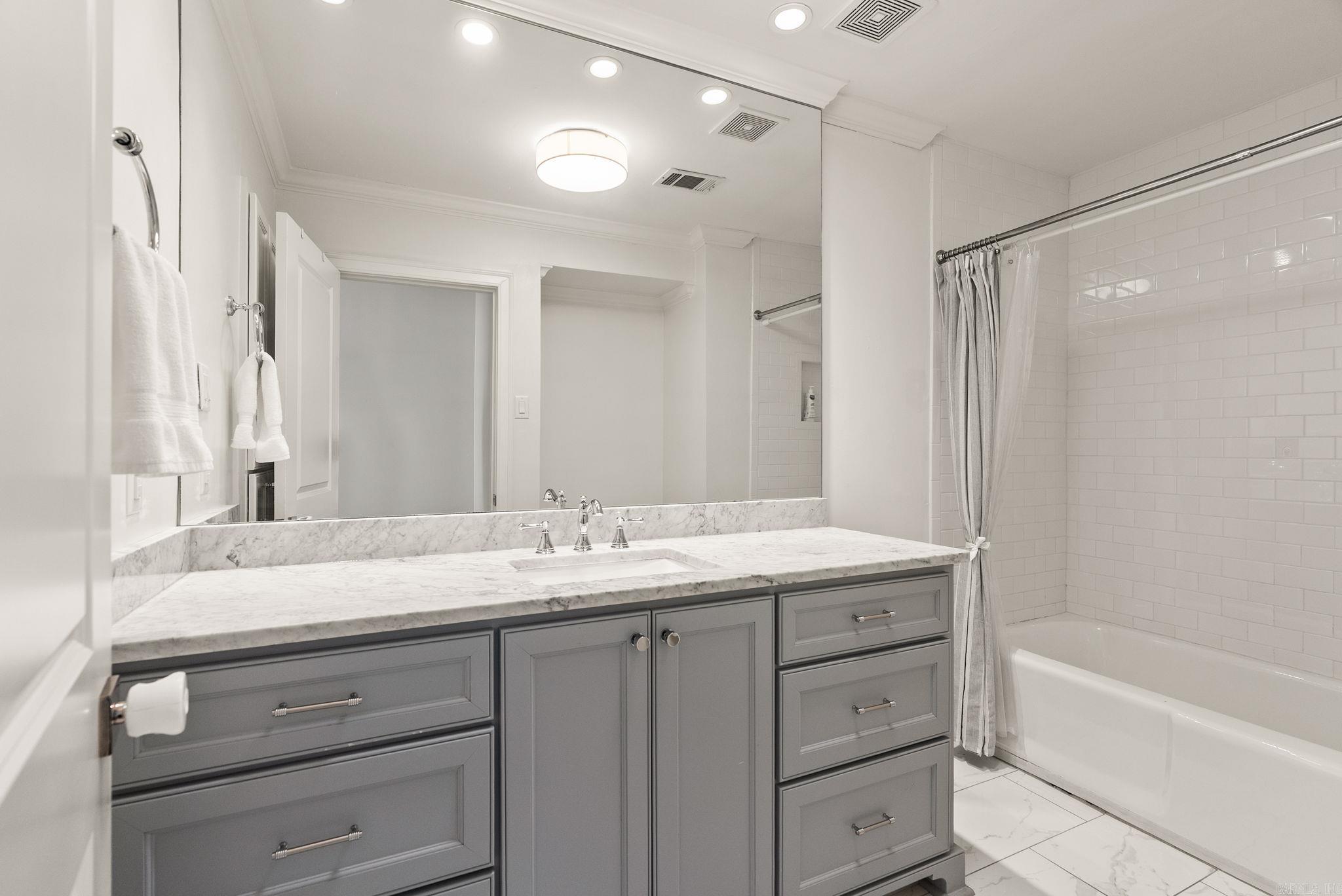 CLIFFEWOOD - Residential