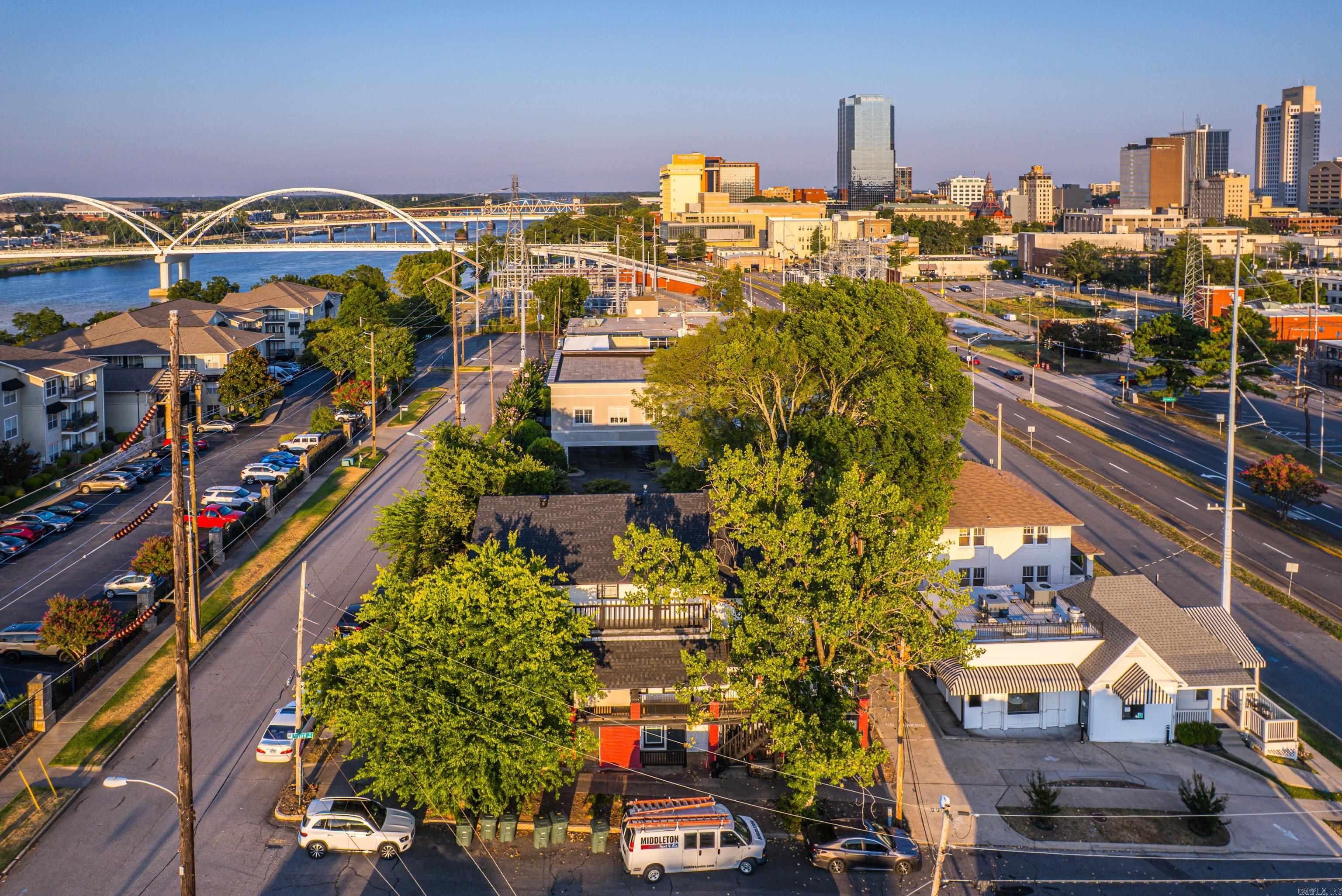 CITY OF LR L18 - Residential Income