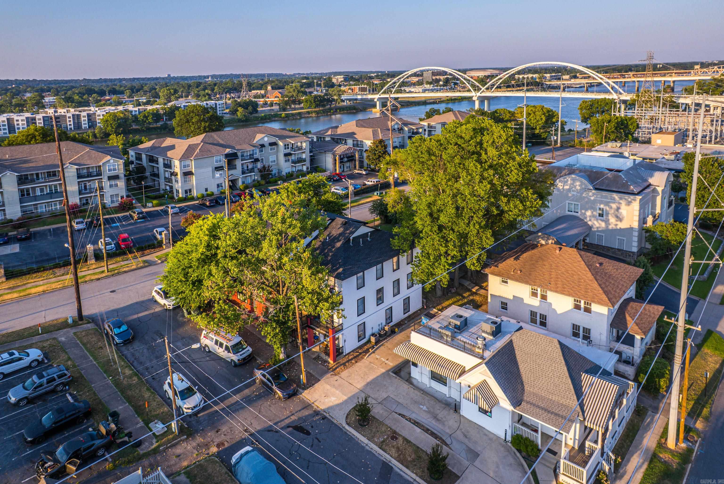 CITY OF LR L18 - Residential Income