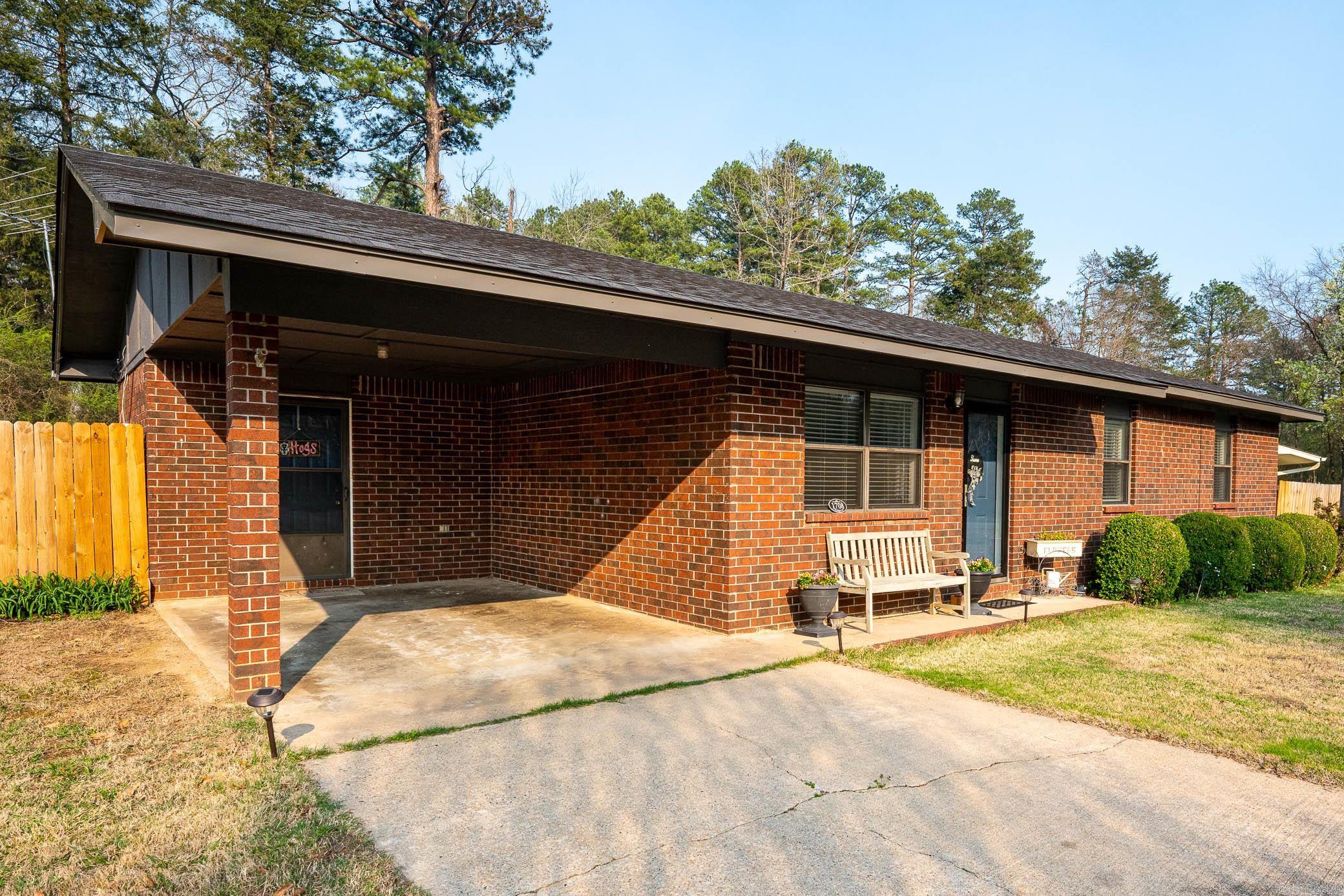 West Gate - Residential