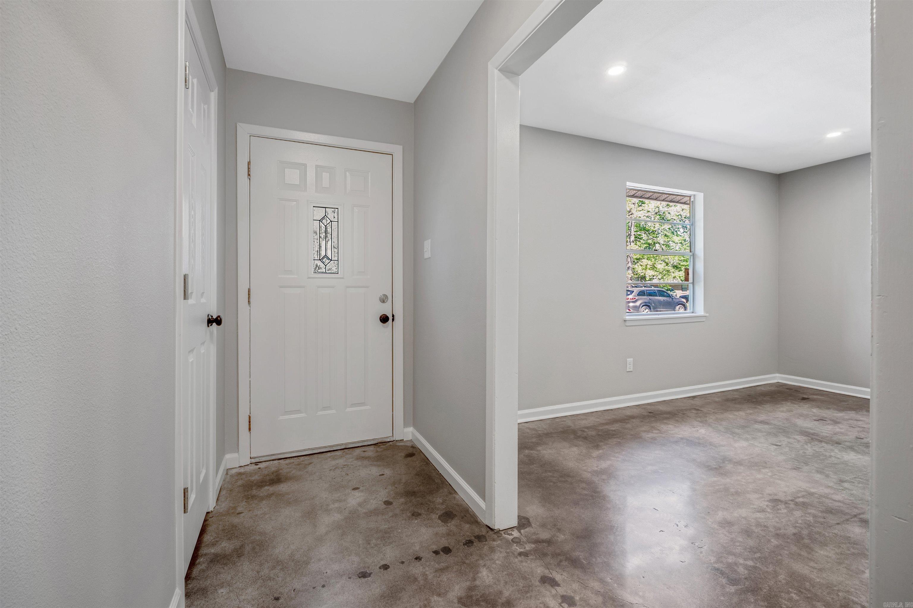 ARBOR OAKS - Residential