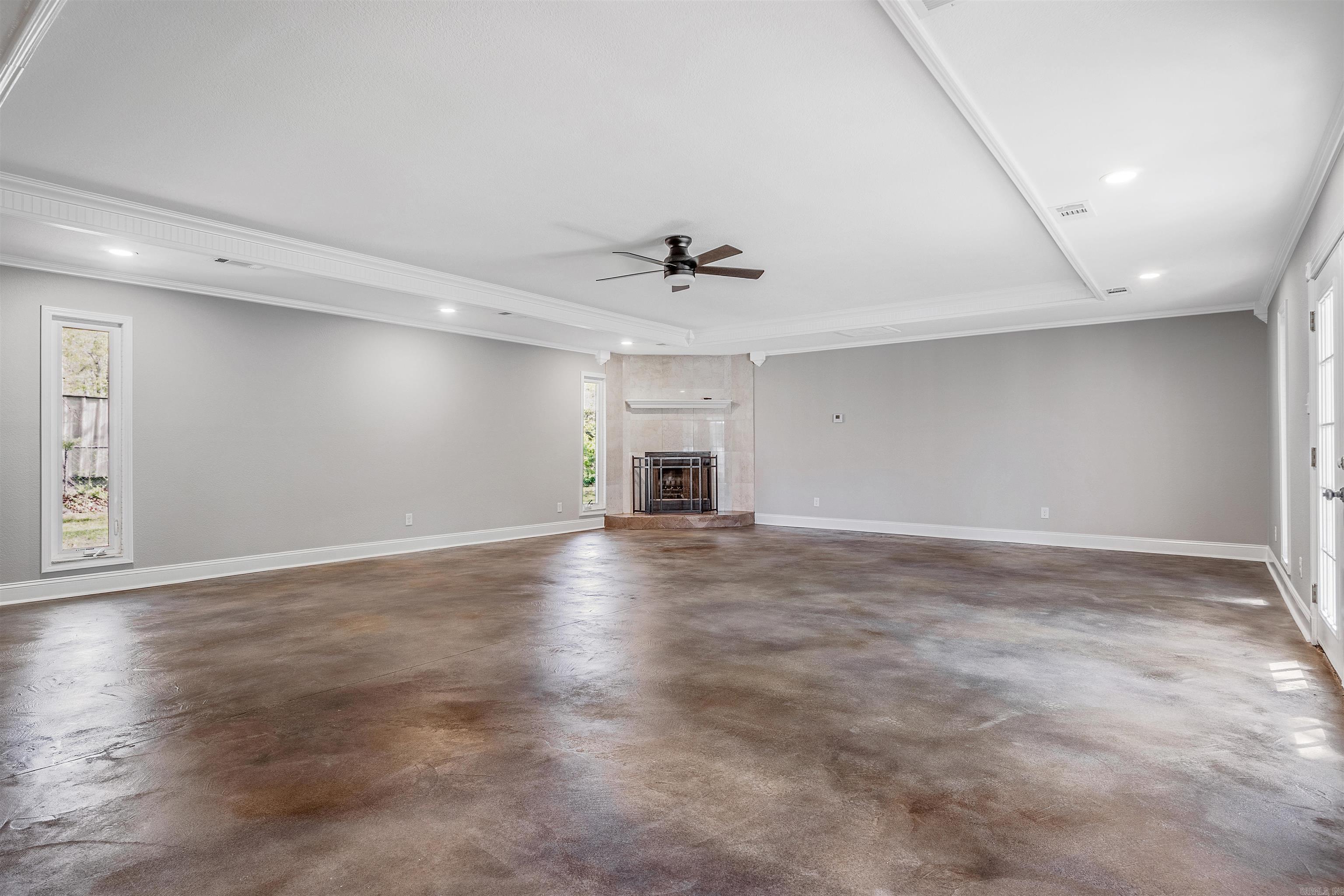 ARBOR OAKS - Residential