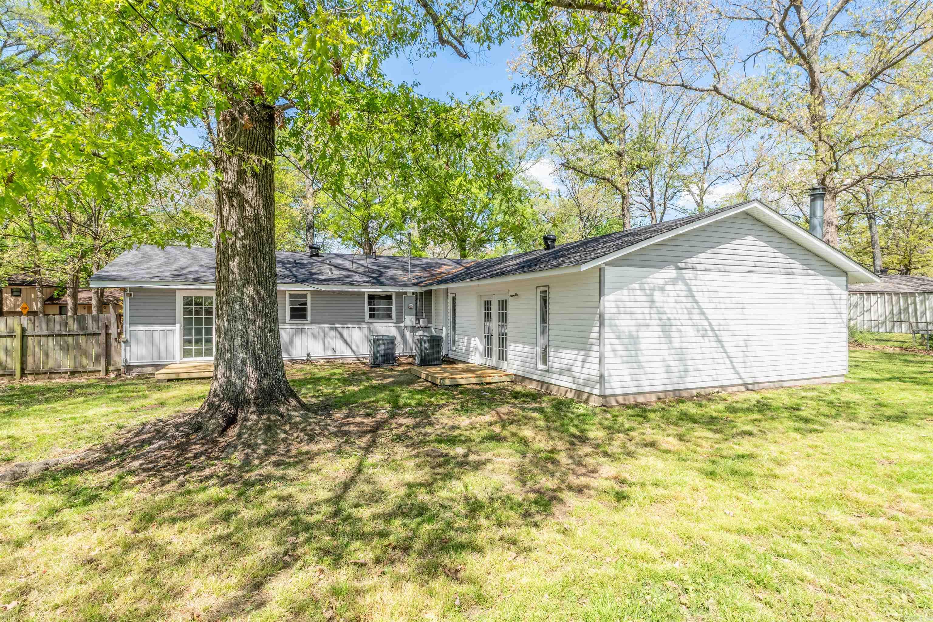 ARBOR OAKS - Residential