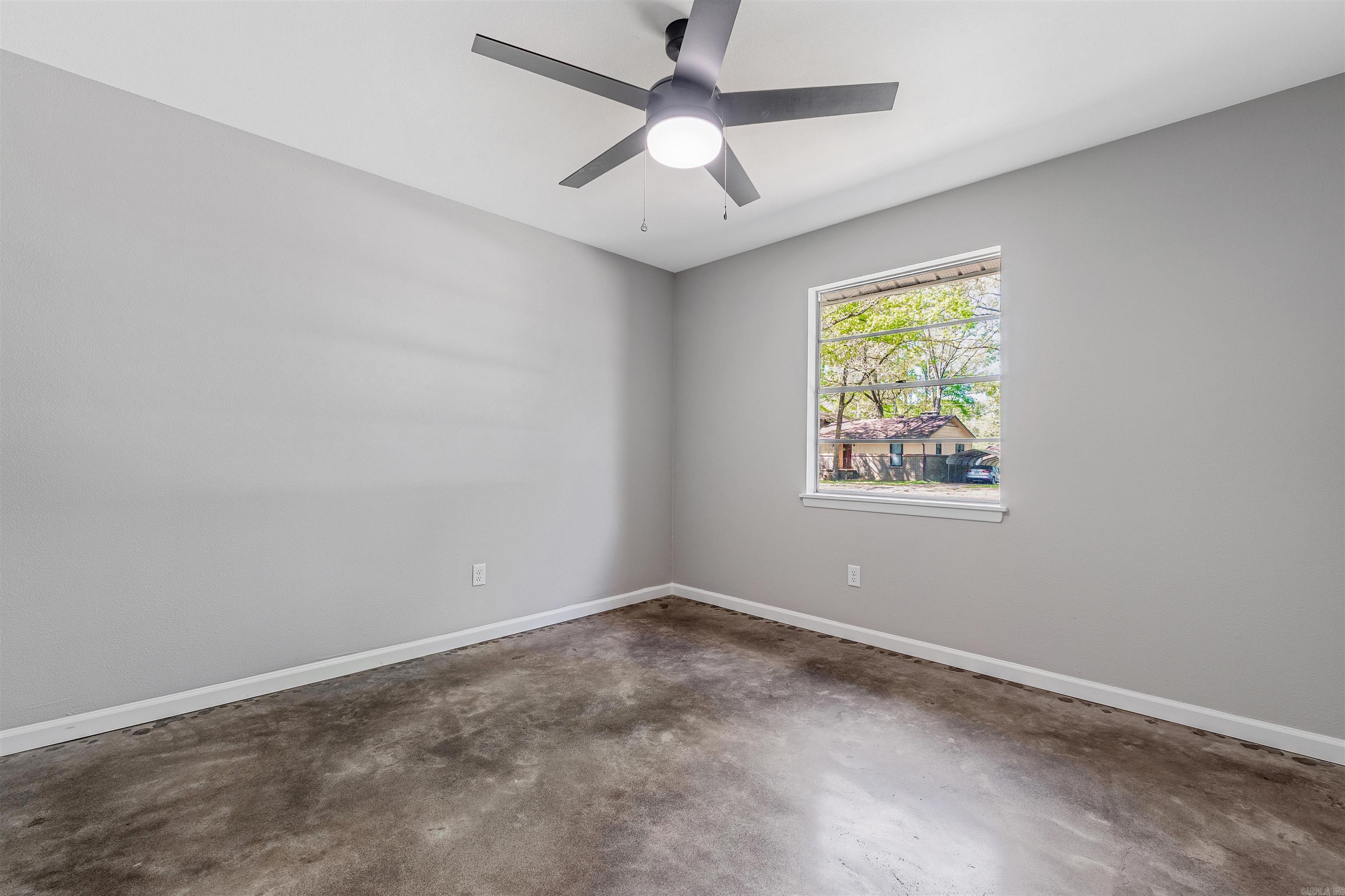 ARBOR OAKS - Residential