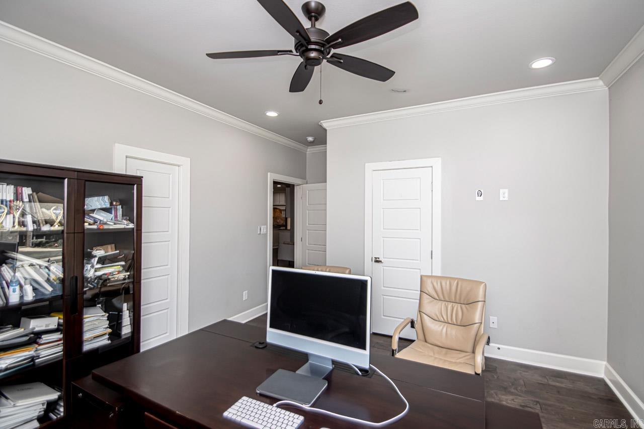 CHENAL VALLEY EPERNAY PLACE - Residential