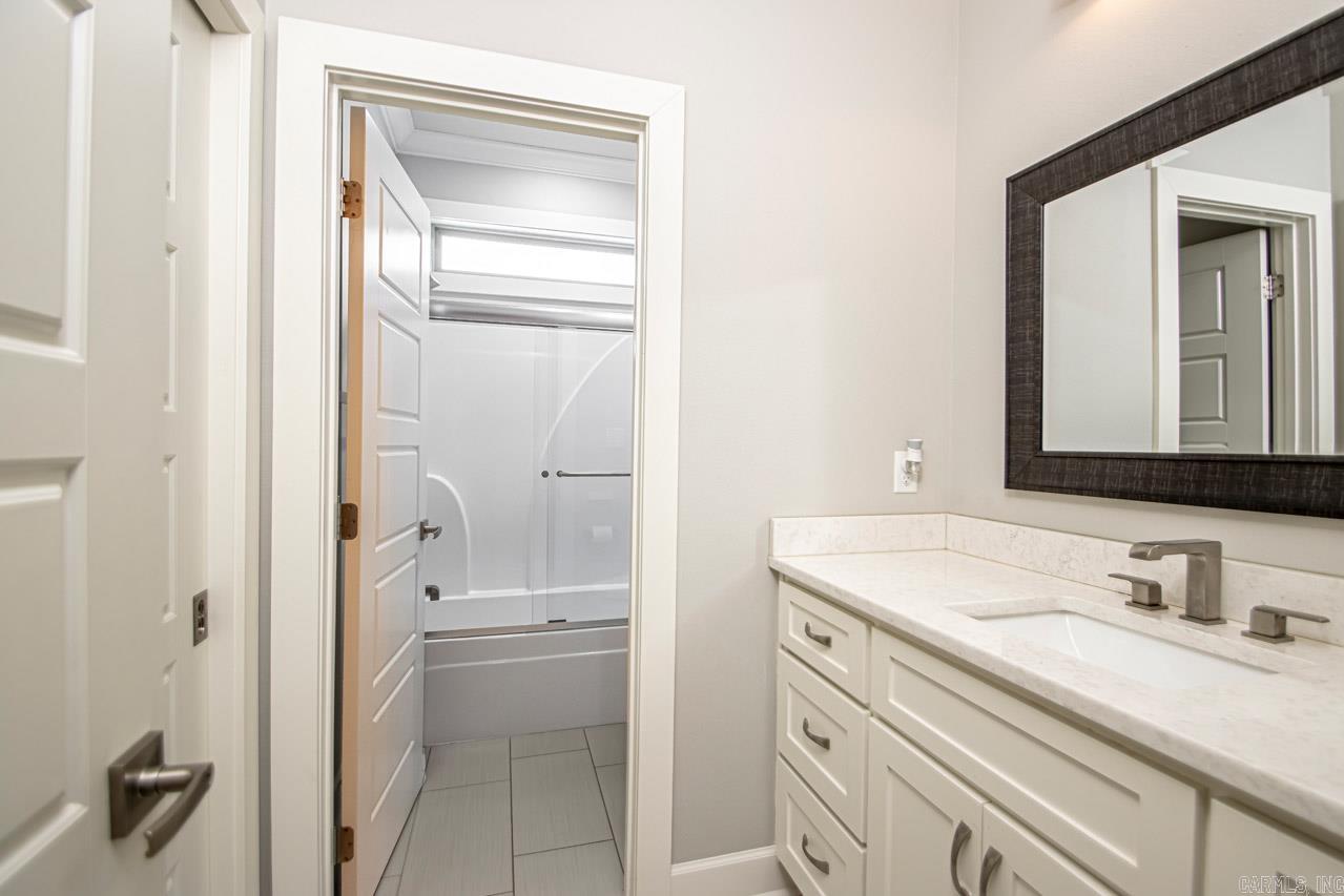 CHENAL VALLEY EPERNAY PLACE - Residential