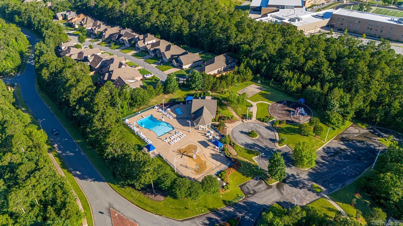 CHENAL VALLEY EPERNAY PLACE - Residential