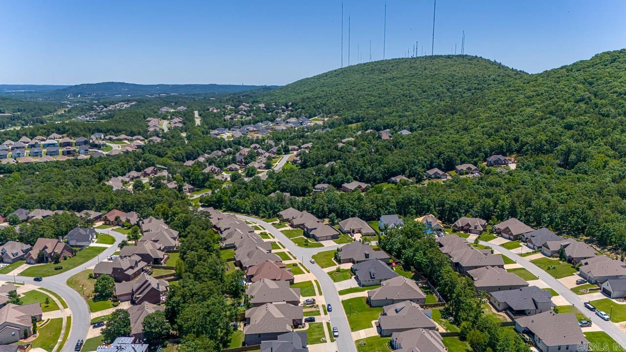 CHENAL VALLEY EPERNAY PLACE - Residential