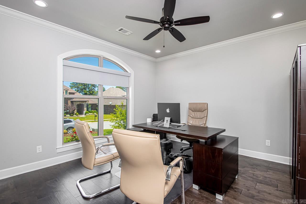 CHENAL VALLEY EPERNAY PLACE - Residential