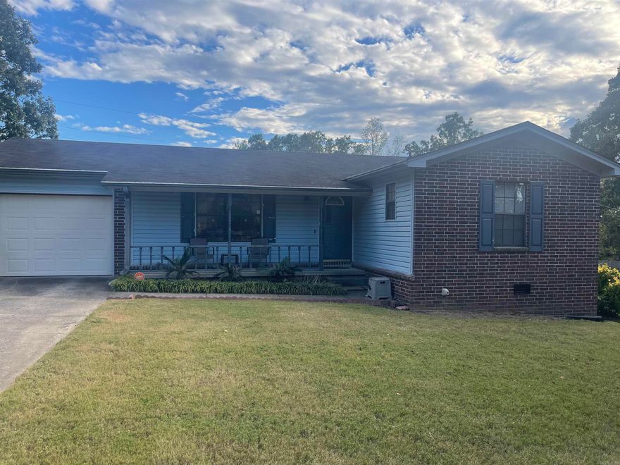 Home has been well taken care of! 3 Bedroom, 1 1/2 Bath, nice sized living room. Great neighborhood, convenient to shopping, churches, etc. Back yard in fenced and has lots of privacy with woods behind the property line.