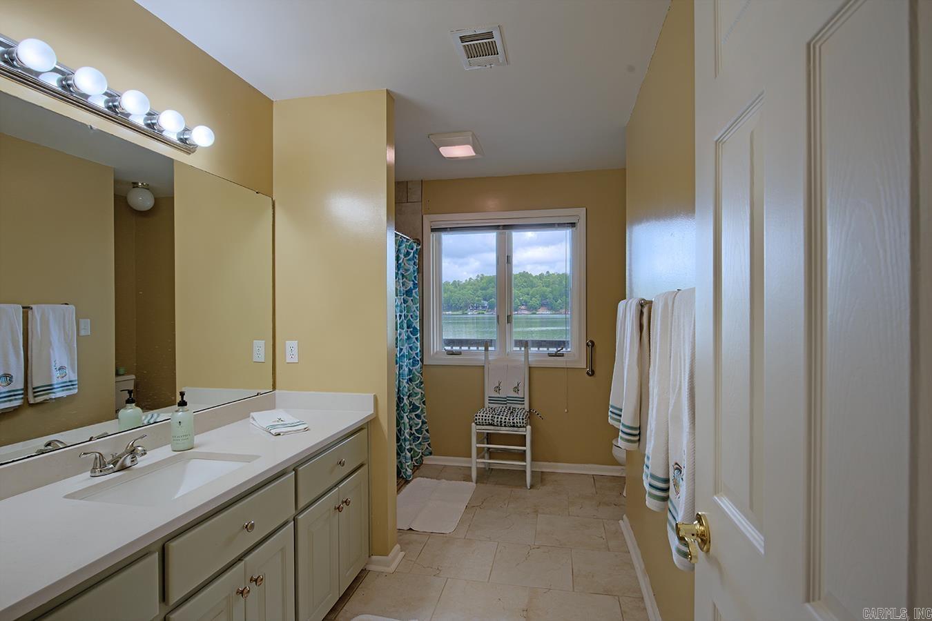 ZAFIRO - Residential