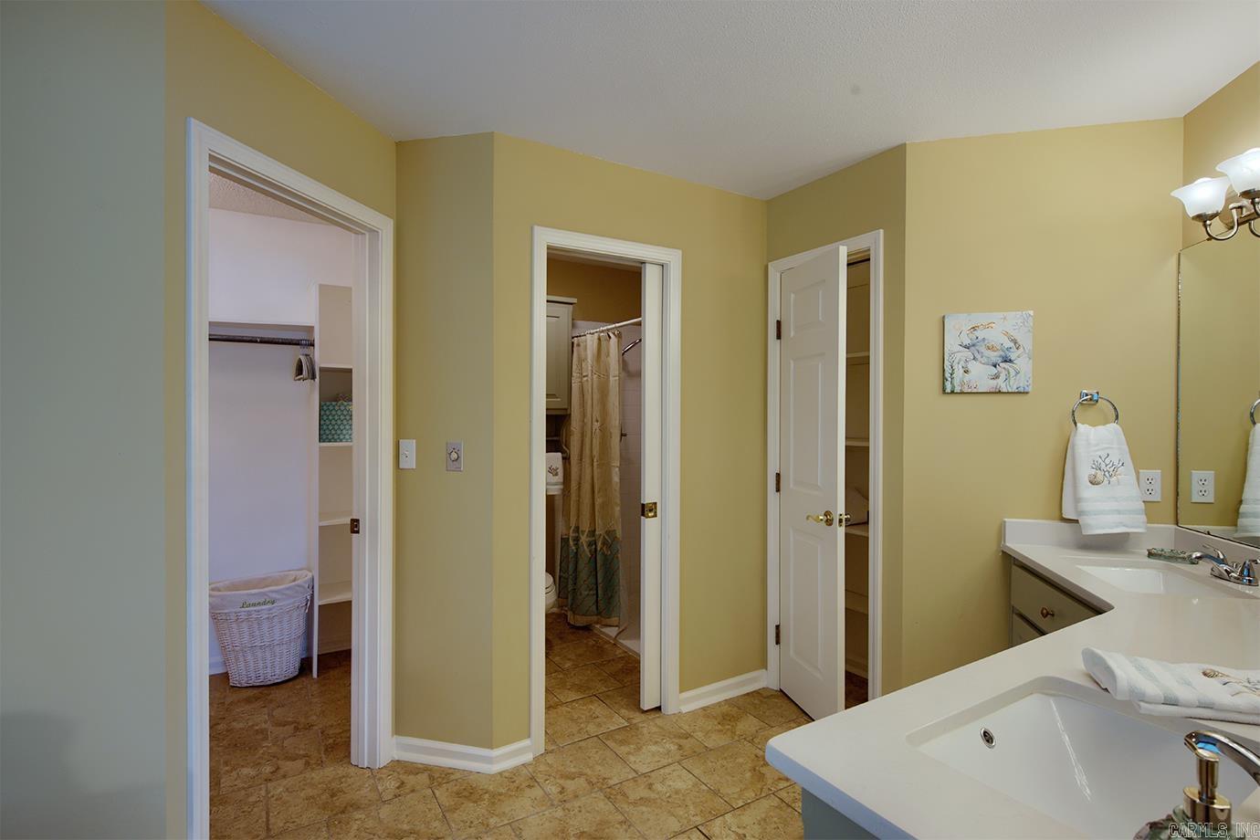 ZAFIRO - Residential