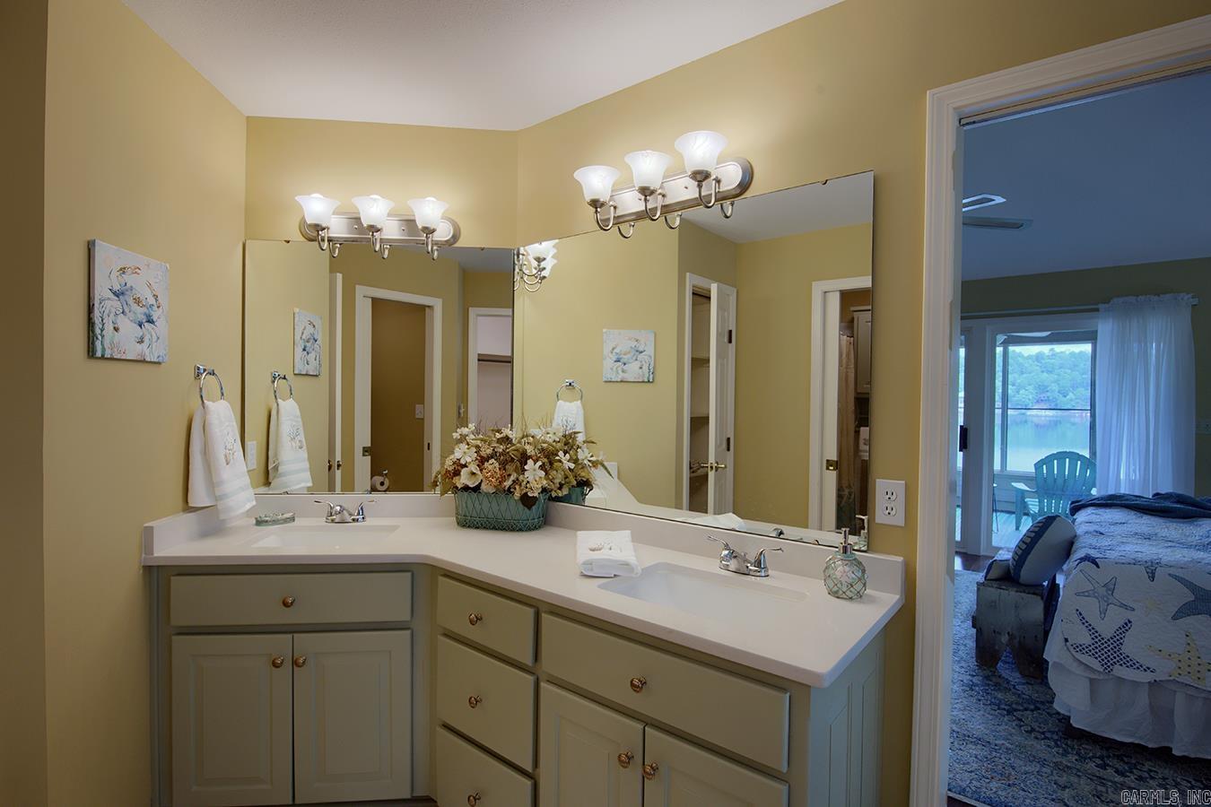 ZAFIRO - Residential