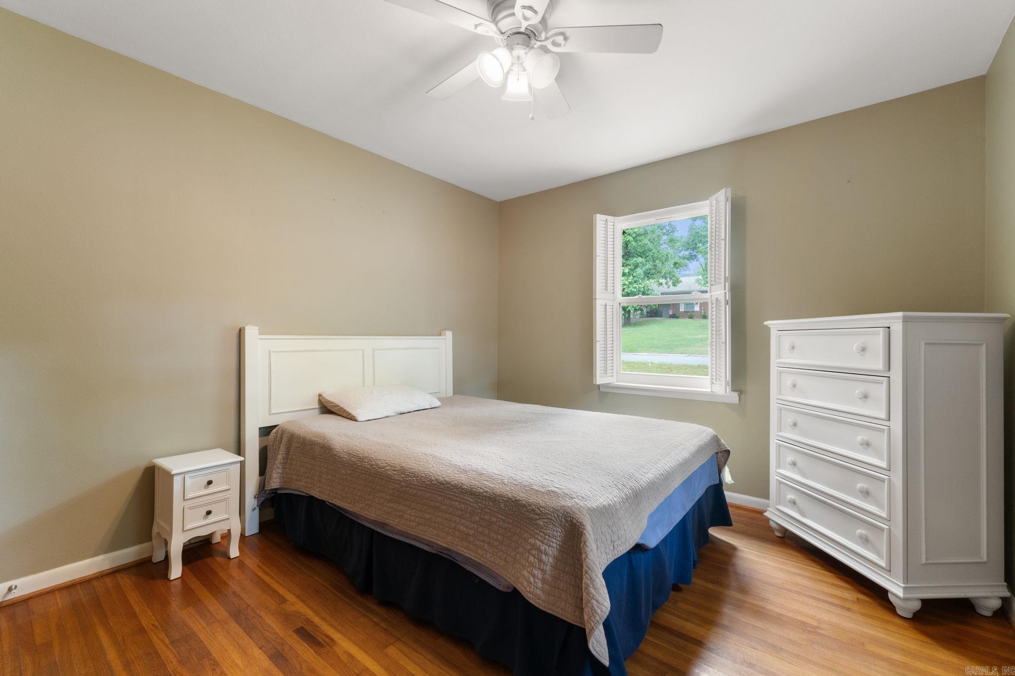 HALL PLAZA - Residential