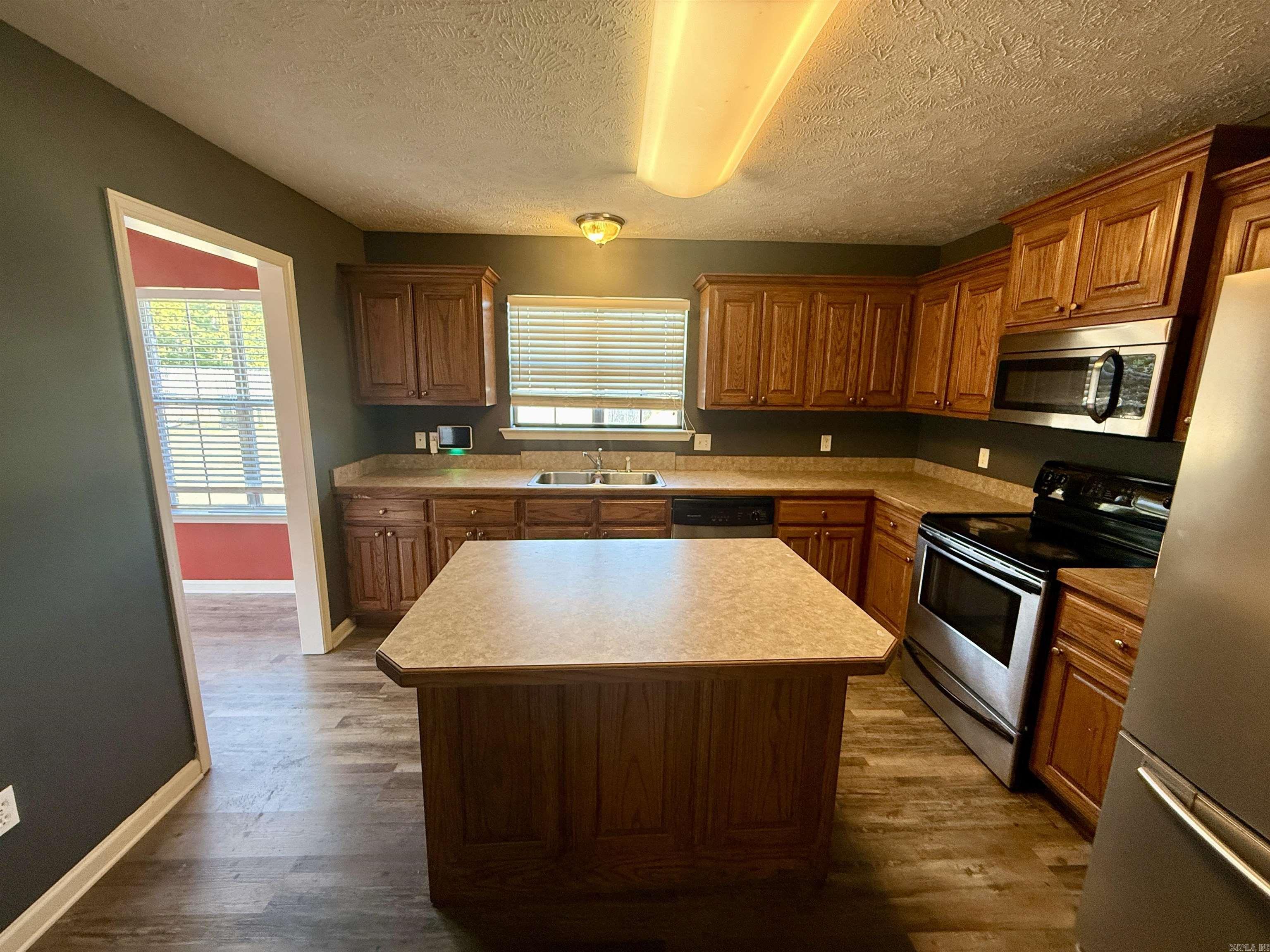 WILHELMINA COVE - Residential