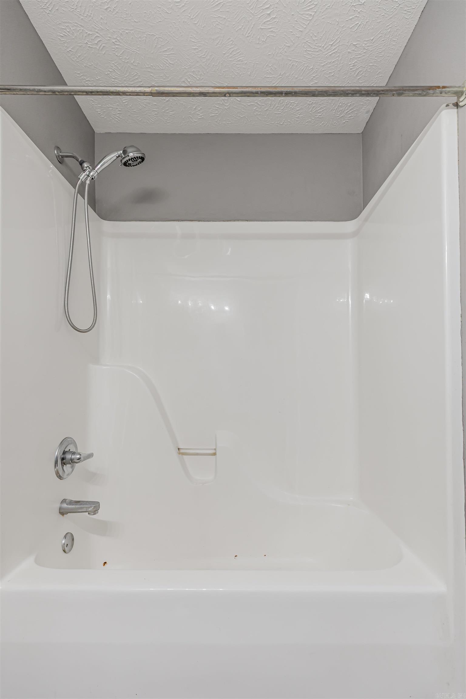 WILHELMINA COVE - Residential