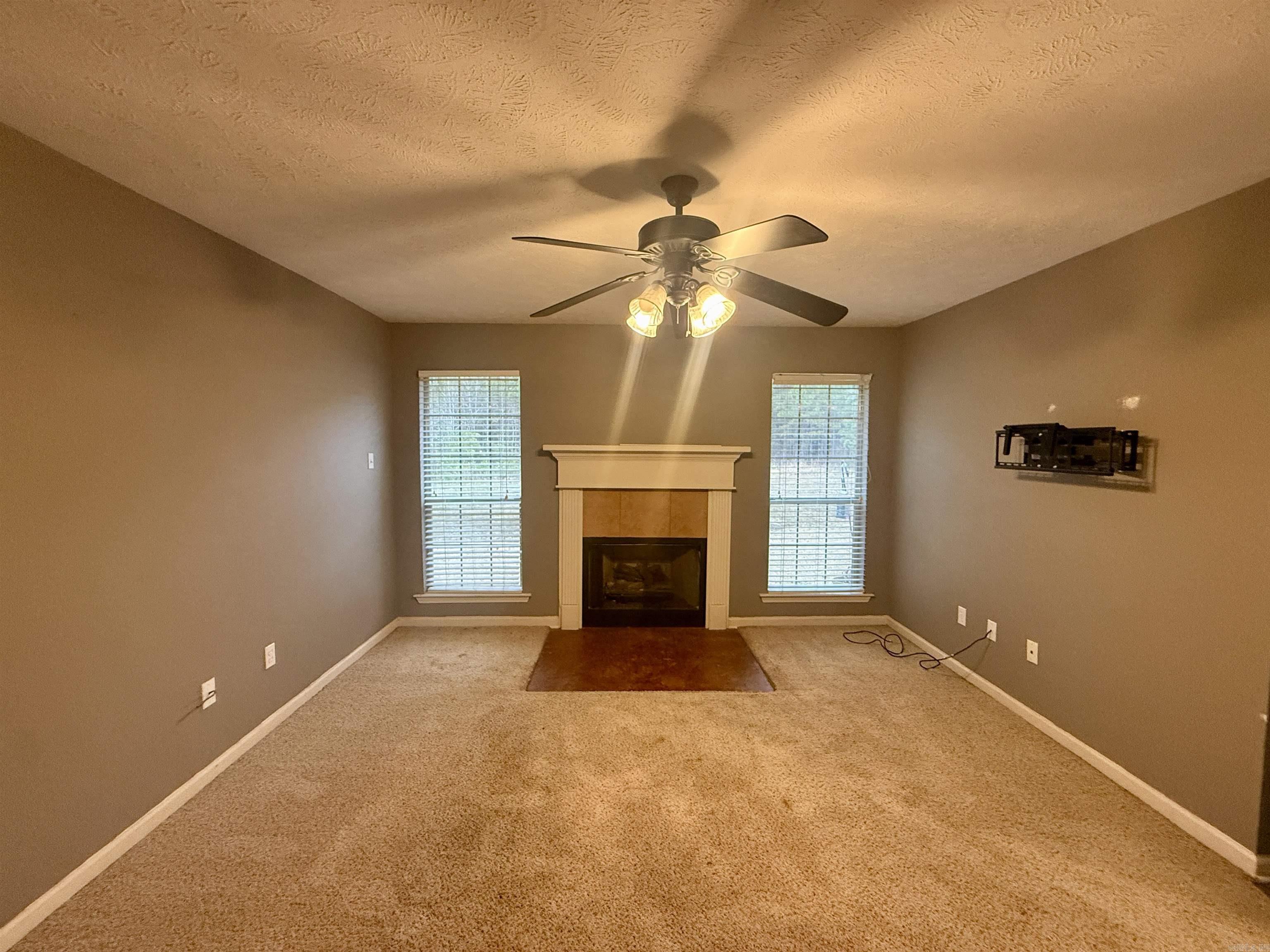 WILHELMINA COVE - Residential