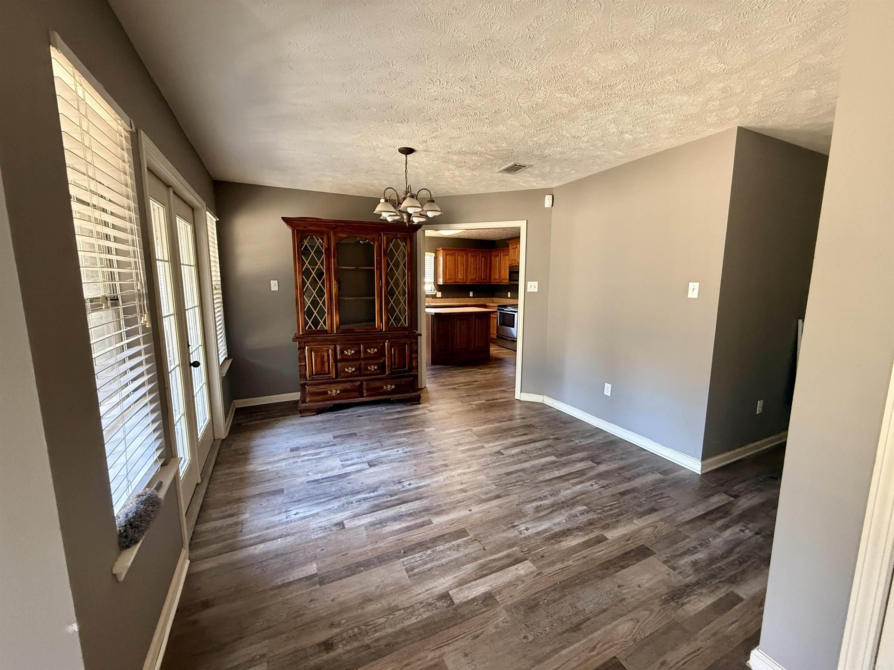 WILHELMINA COVE - Residential